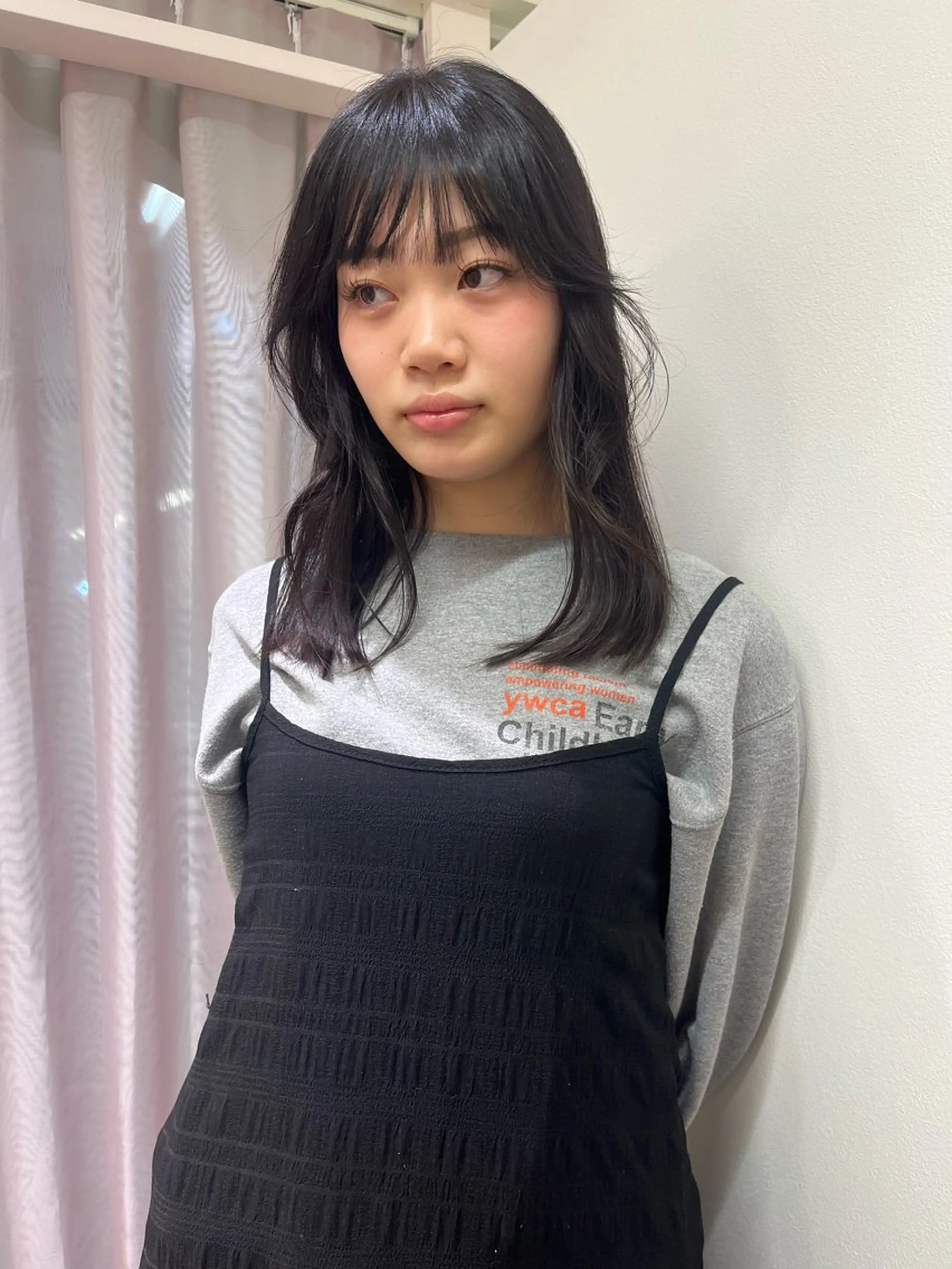 ミディアム カラー カット ヘアカラー トリートメント 松村 澪里のヘアスタイル