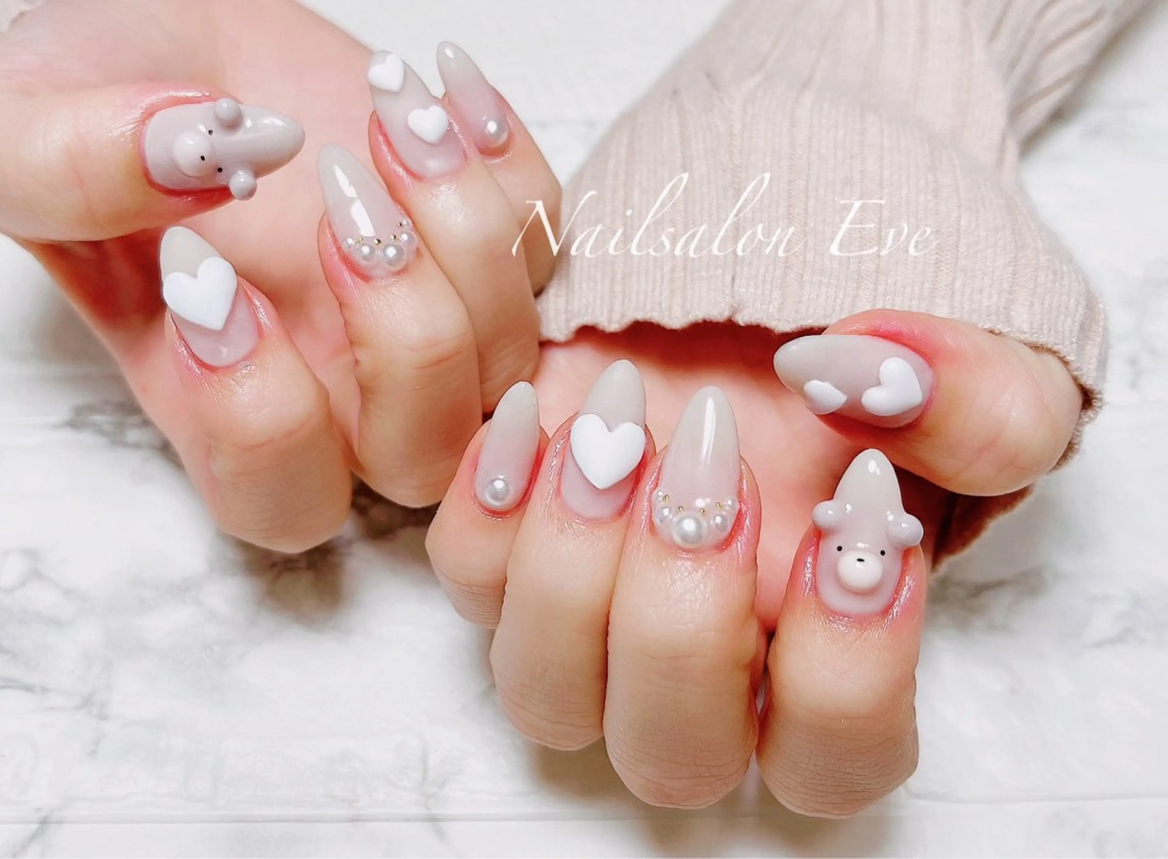 ネイル アートネイル ハンドネイル ハンドケア Nailsalon Eve（イヴ）のネイルデザイン