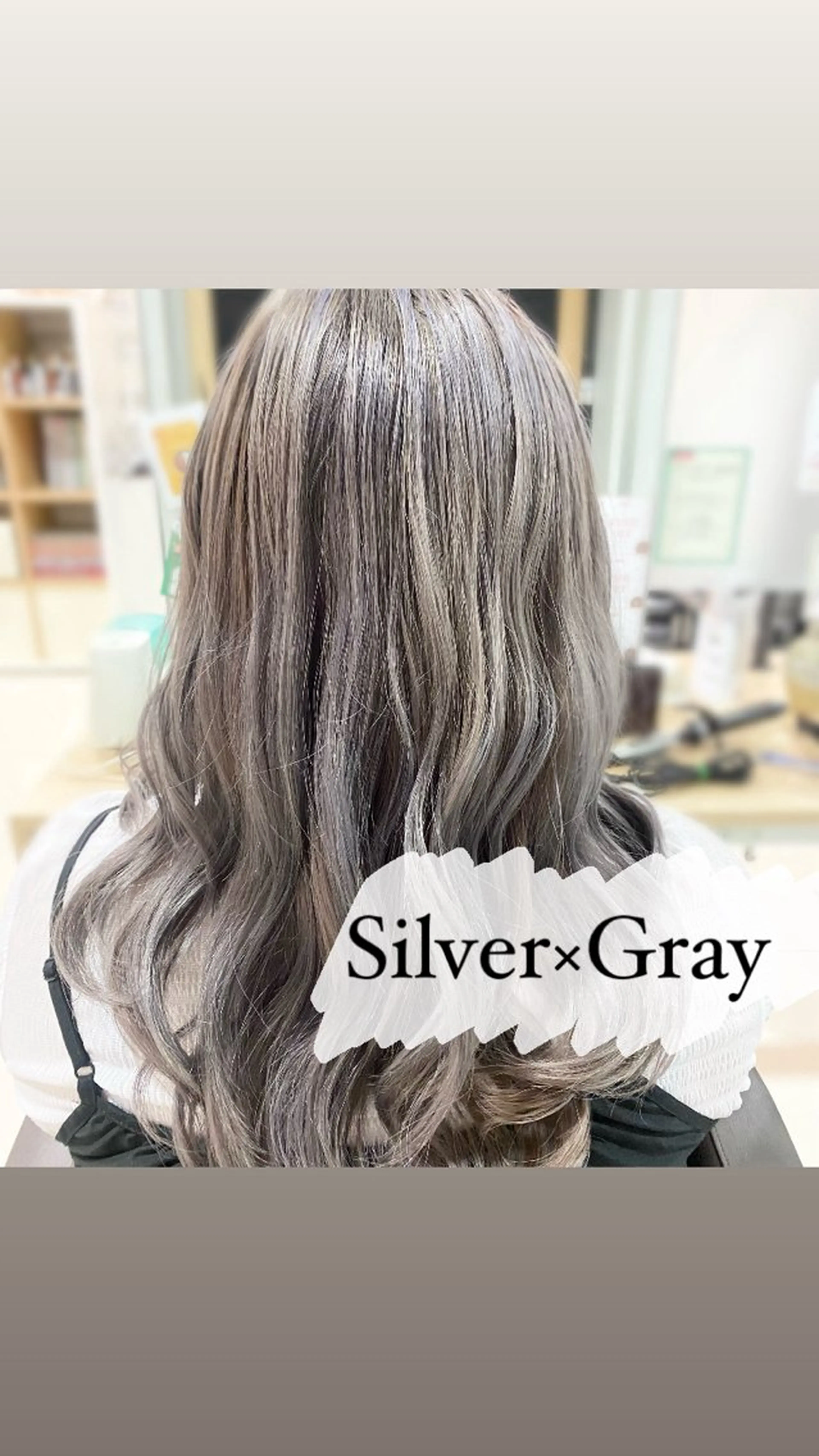 ロング カラー ヘアアレンジ シルバー ヘアカラー ミルクティーベージュ 暖色カラー/池田麻帆のヘアスタイル