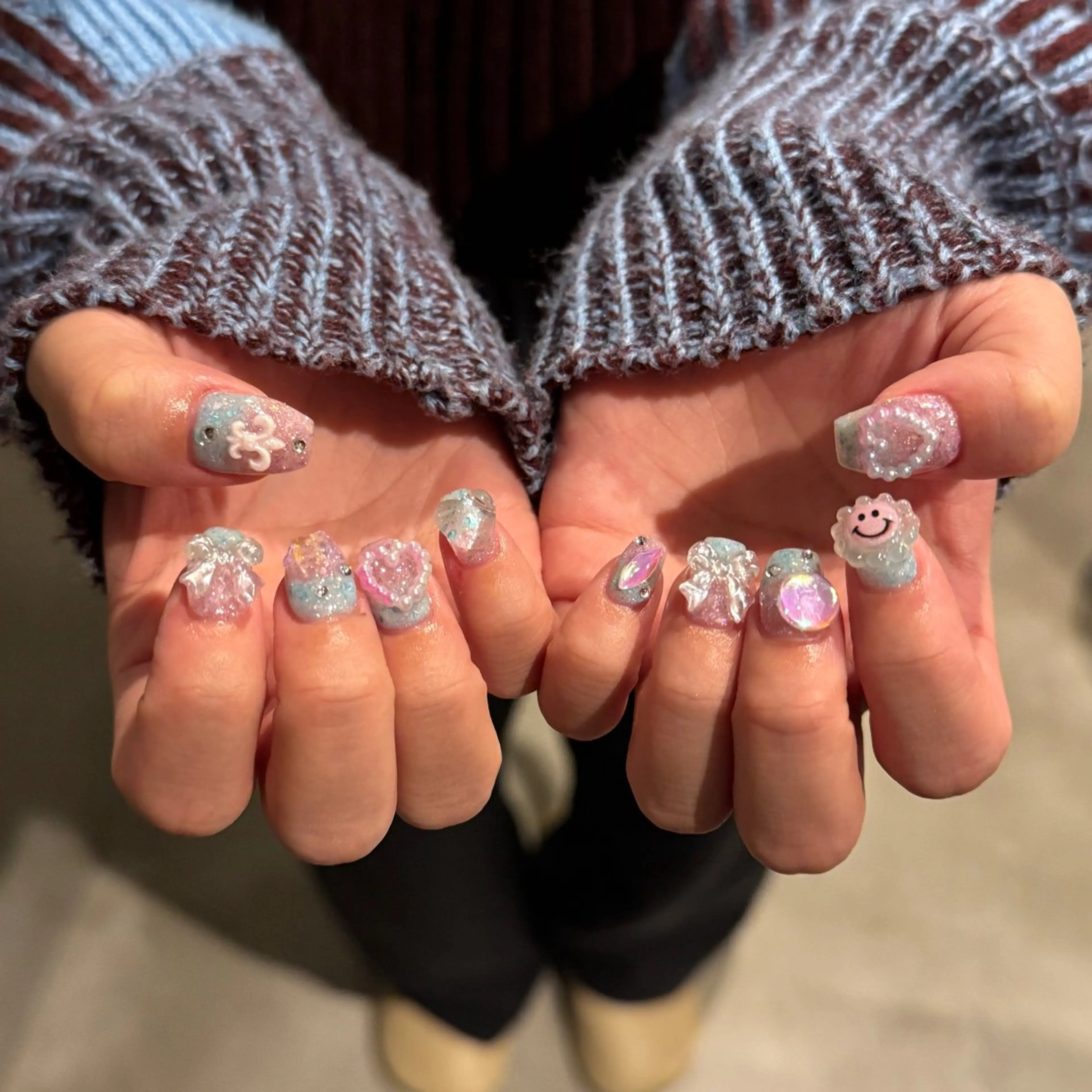 ネイル ハンドネイル 𝐫𝐚𝐢 𝐧𝐚𝐢𝐥のネイルデザイン