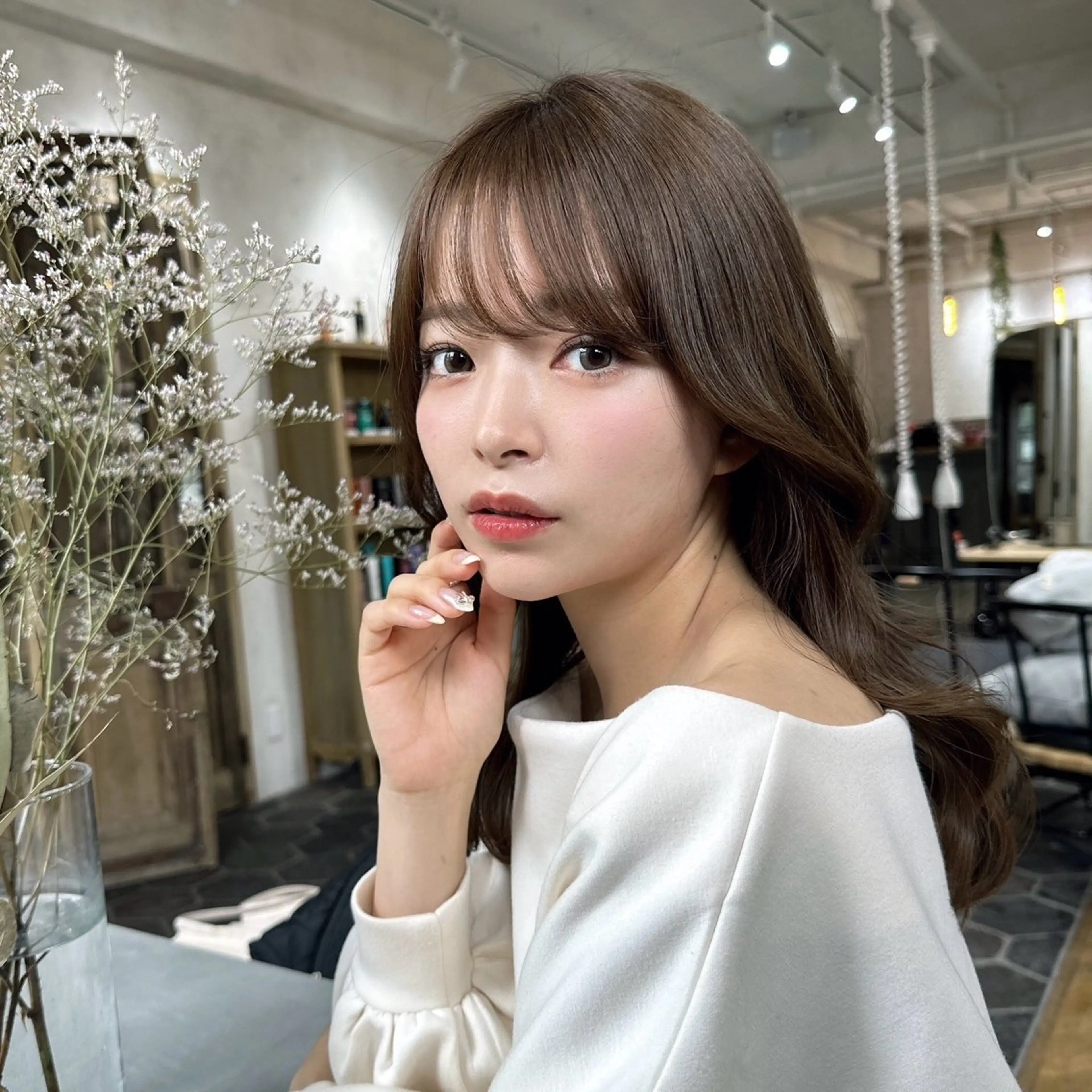 セミロング カラー ヘアアレンジ ヘアカラー トリートメント 艶カラー/縮毛矯正 /韓国ヘア/はるたのヘアスタイル