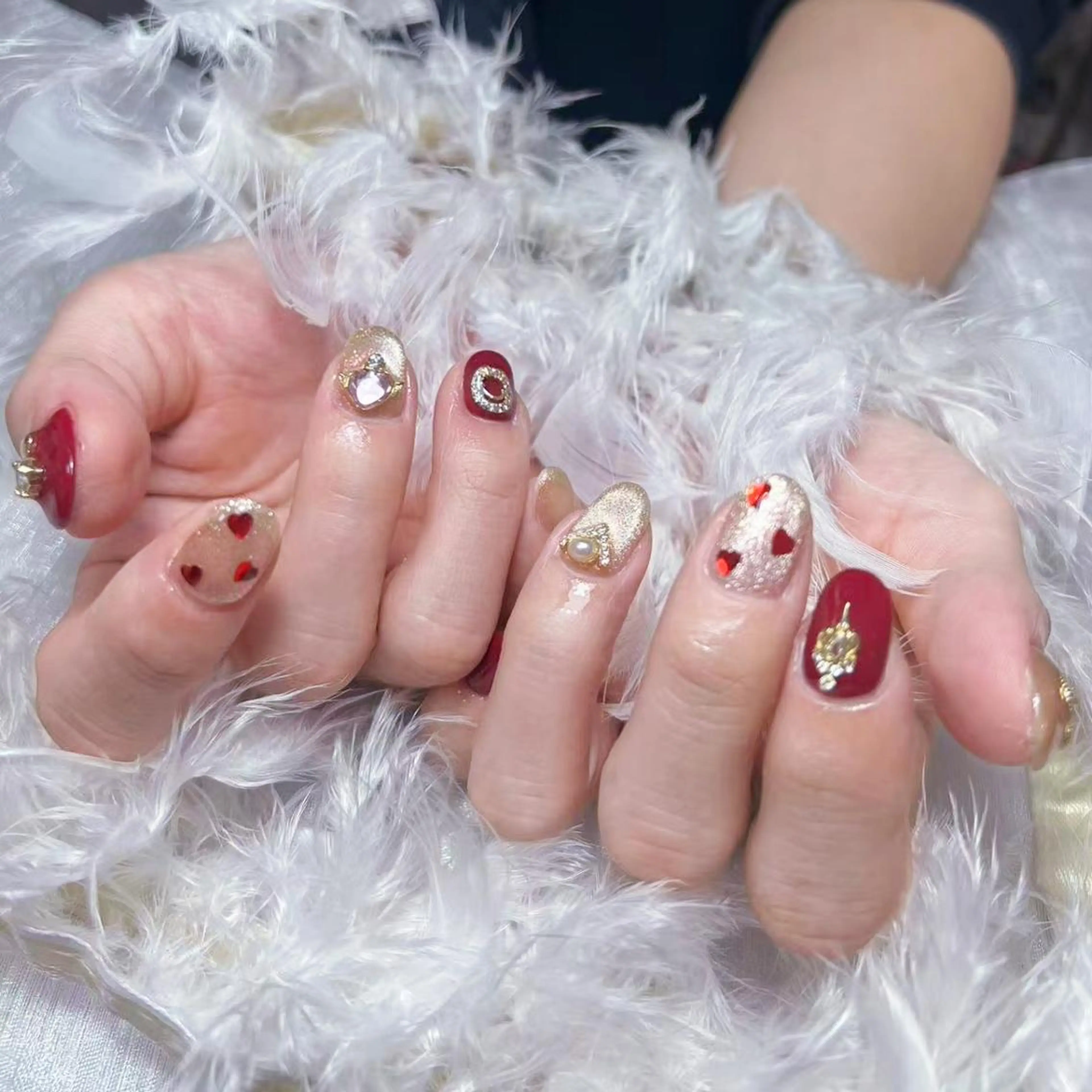 ネイル アートネイル オーロラネイル ガーリー キラキラネイル 韓国ネイル ハンドネイル DIAMOND Nail🥇のネイルデザイン