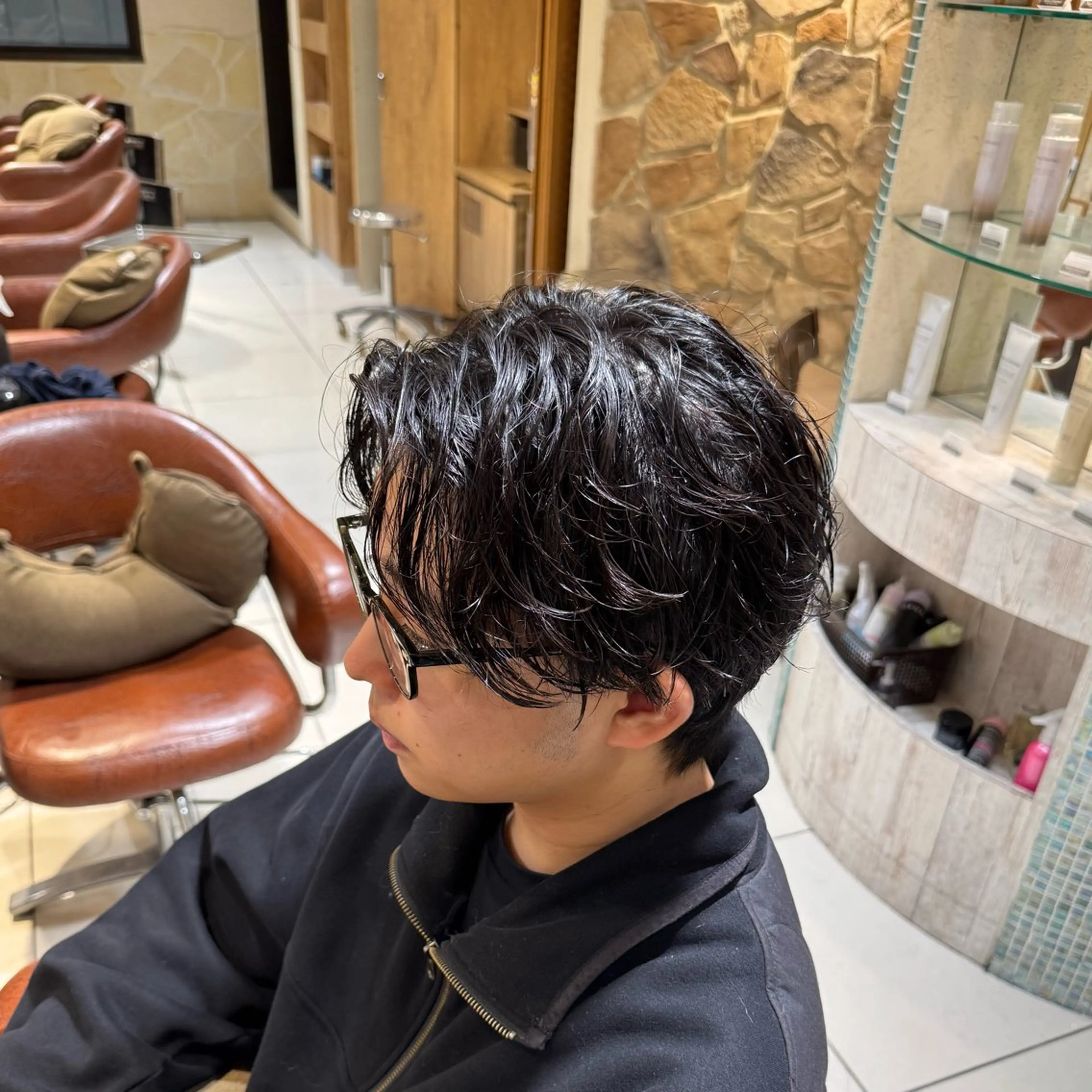 ショート カラー パーマ ヘアアレンジ メンズ カット パーマ シャドウパーマ 石見のヘアスタイル