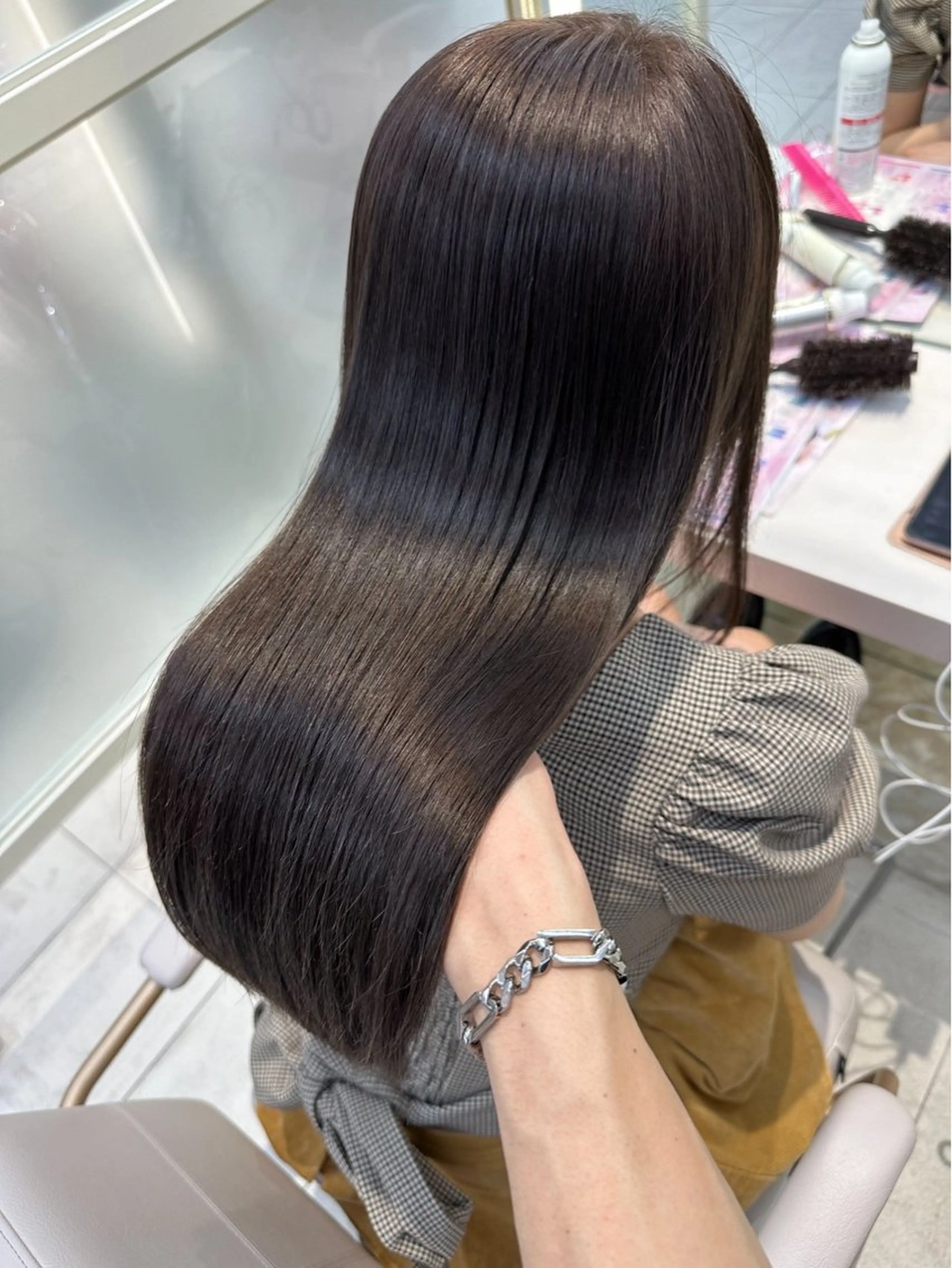 ロング oto🎀×美髪× シースルー前髪🤍のヘアスタイル