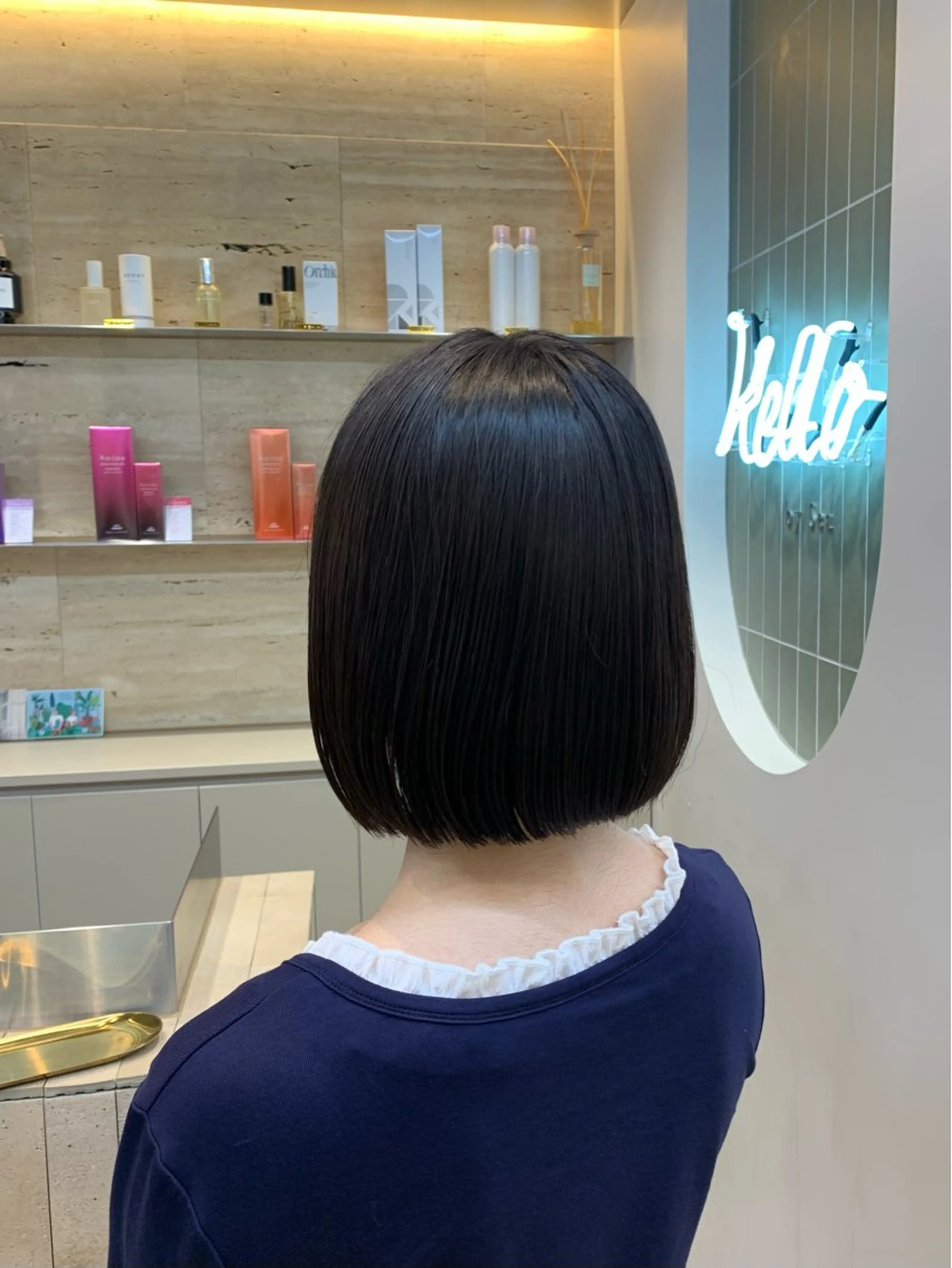 ミディアム Hello by Sea所属・レイヤー/艶髪/ボブ /くびれ/伊藤　勇司のヘアスタイル