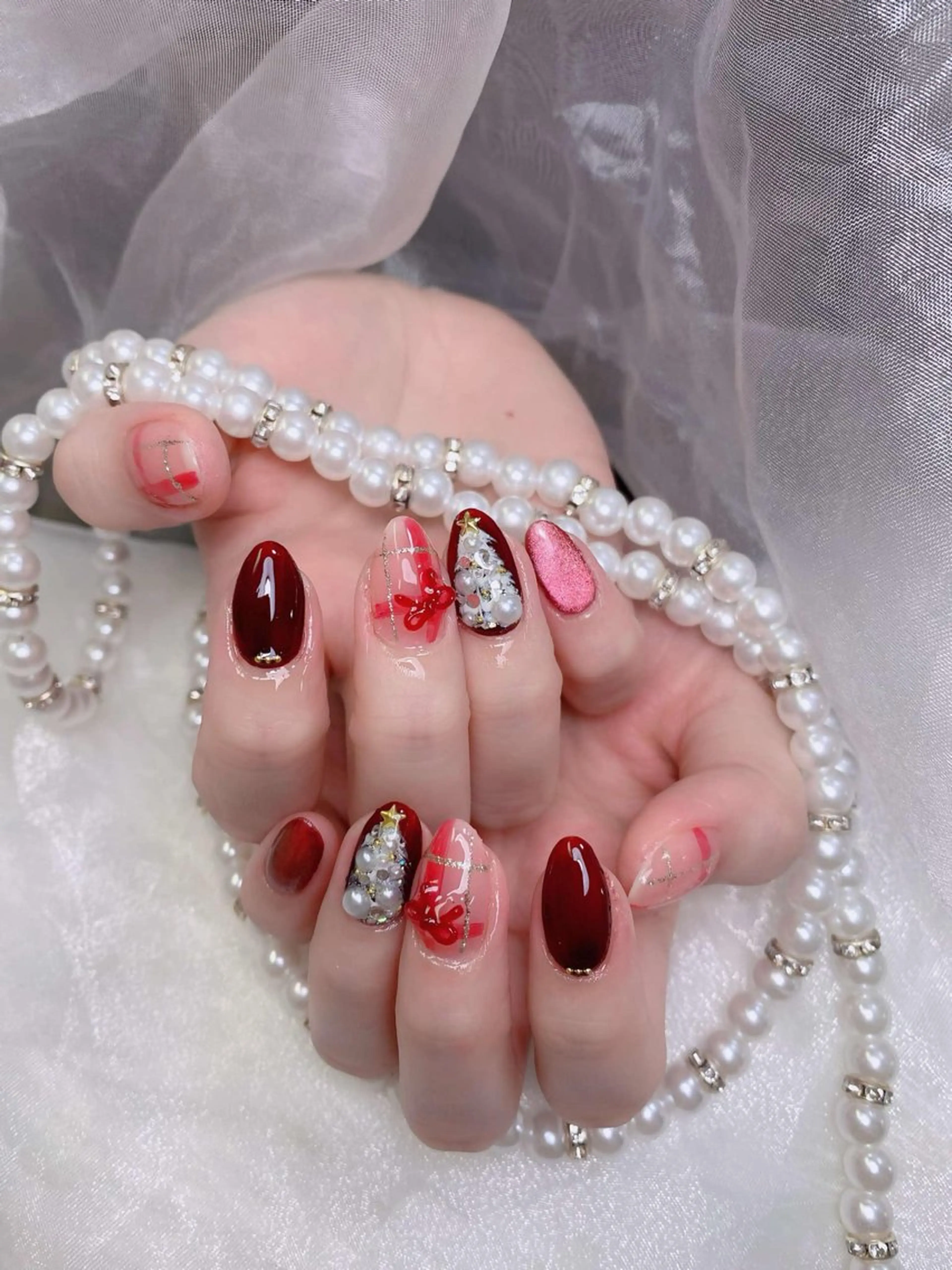 ネイル 成人式 大理石ネイル(マーブル) ネイルチップ 冬ネイル クリスマス ハンドネイル Momoa nail salon所属・MoMoA Nail ネイル長さ出し専門店のネイルデザイン