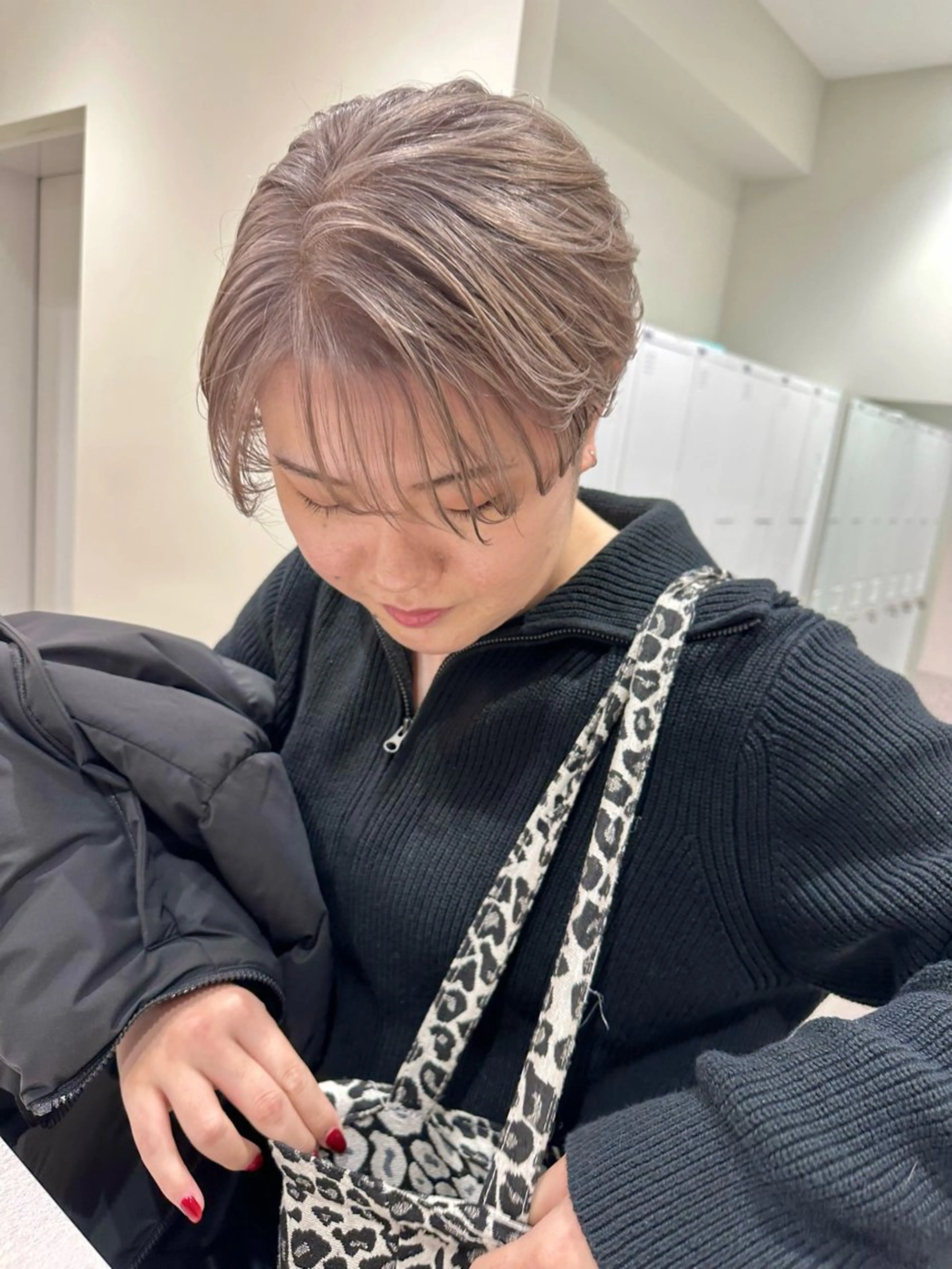 ショート カット ヘアカラー トリートメント SALOWIN me＋店所属・半個室サロン🫧 ササキアヤカのヘアスタイル