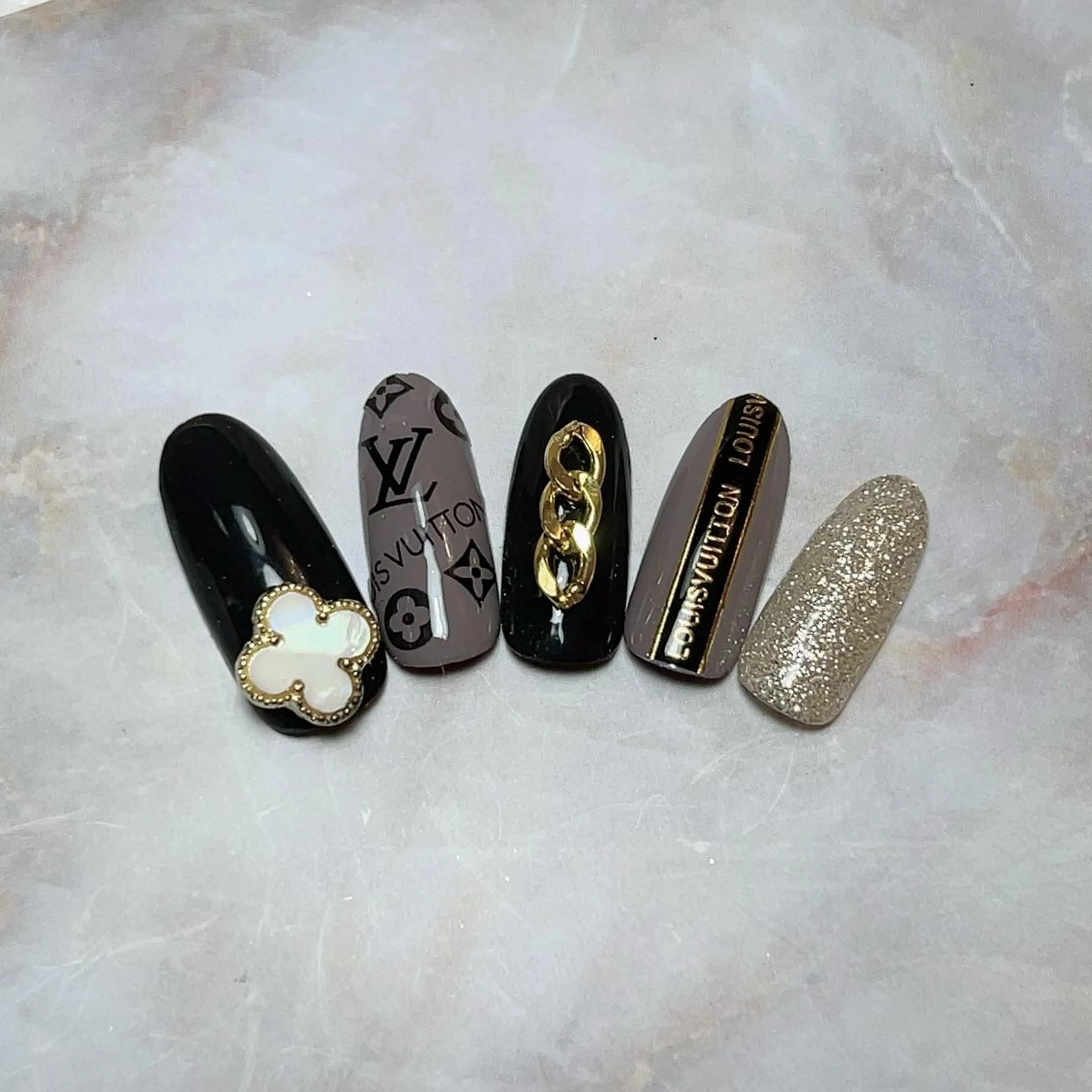 ネイル ハンドネイル Private Nail Salon　EM所属・Nail salon EM（エム）千葉のネイルデザイン