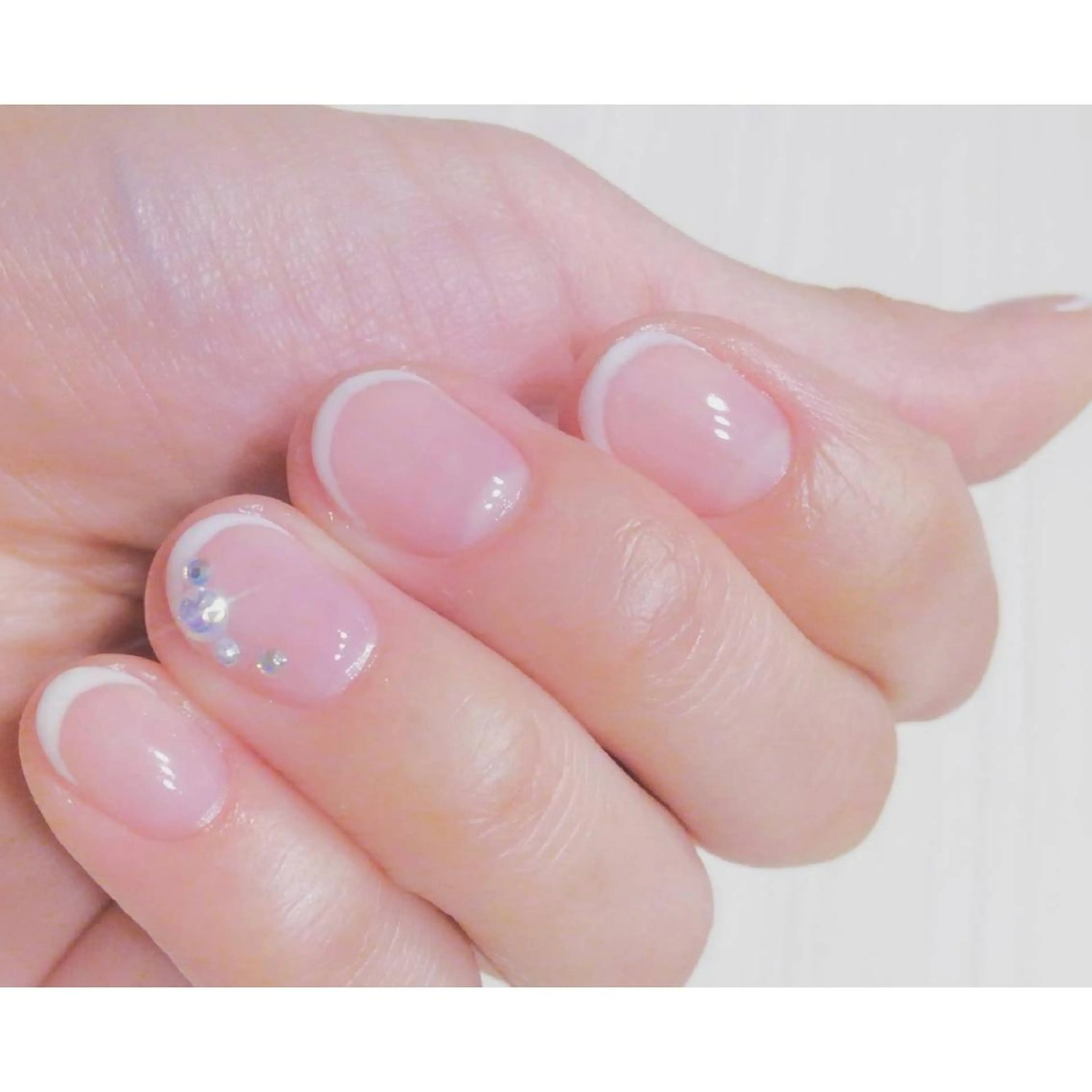 ネイル フレンチネイル ジェルネイル ストーンネイル improve /mamiのネイルデザイン