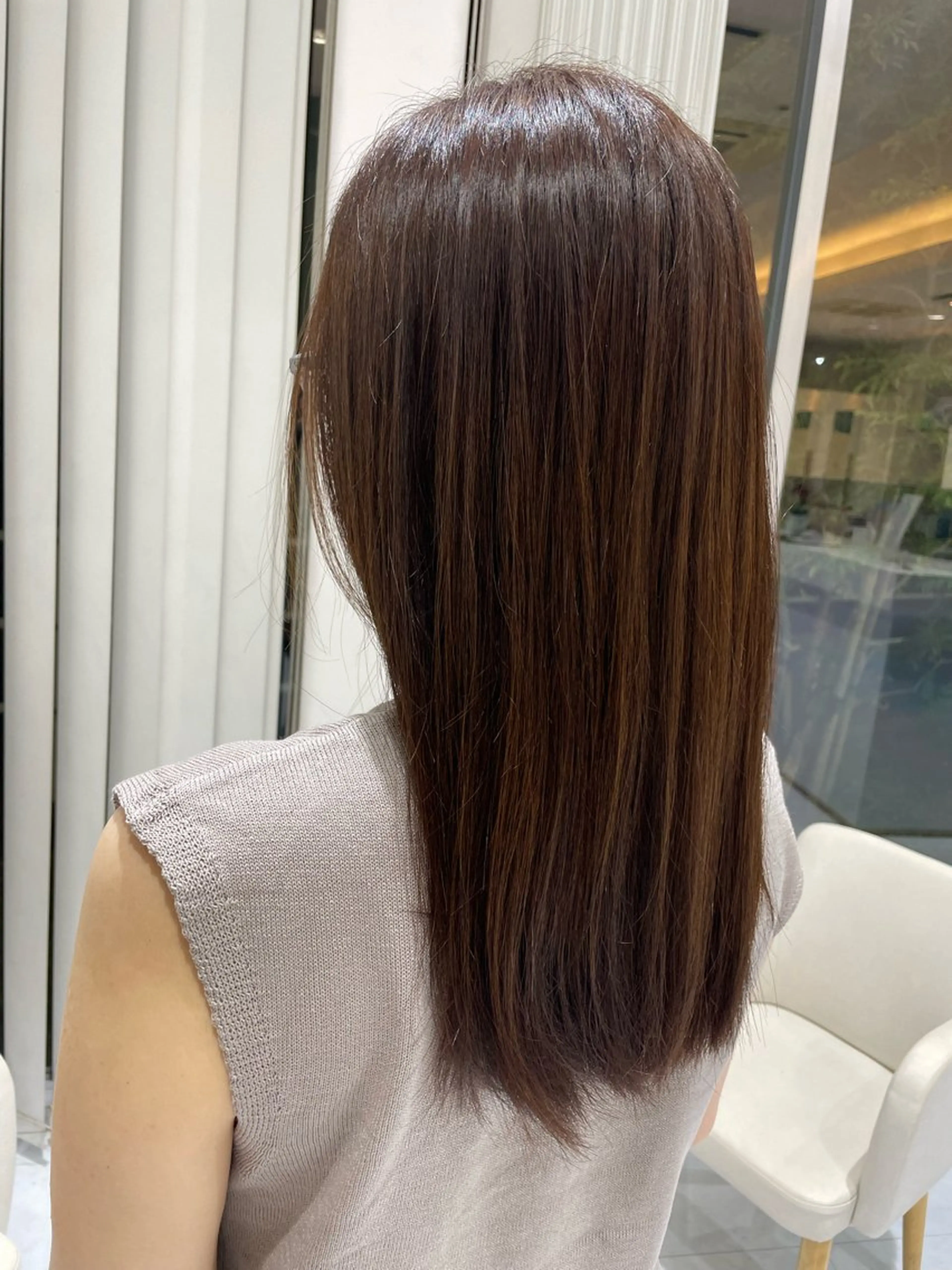 ロング 佐々木 麻衣のヘアスタイル