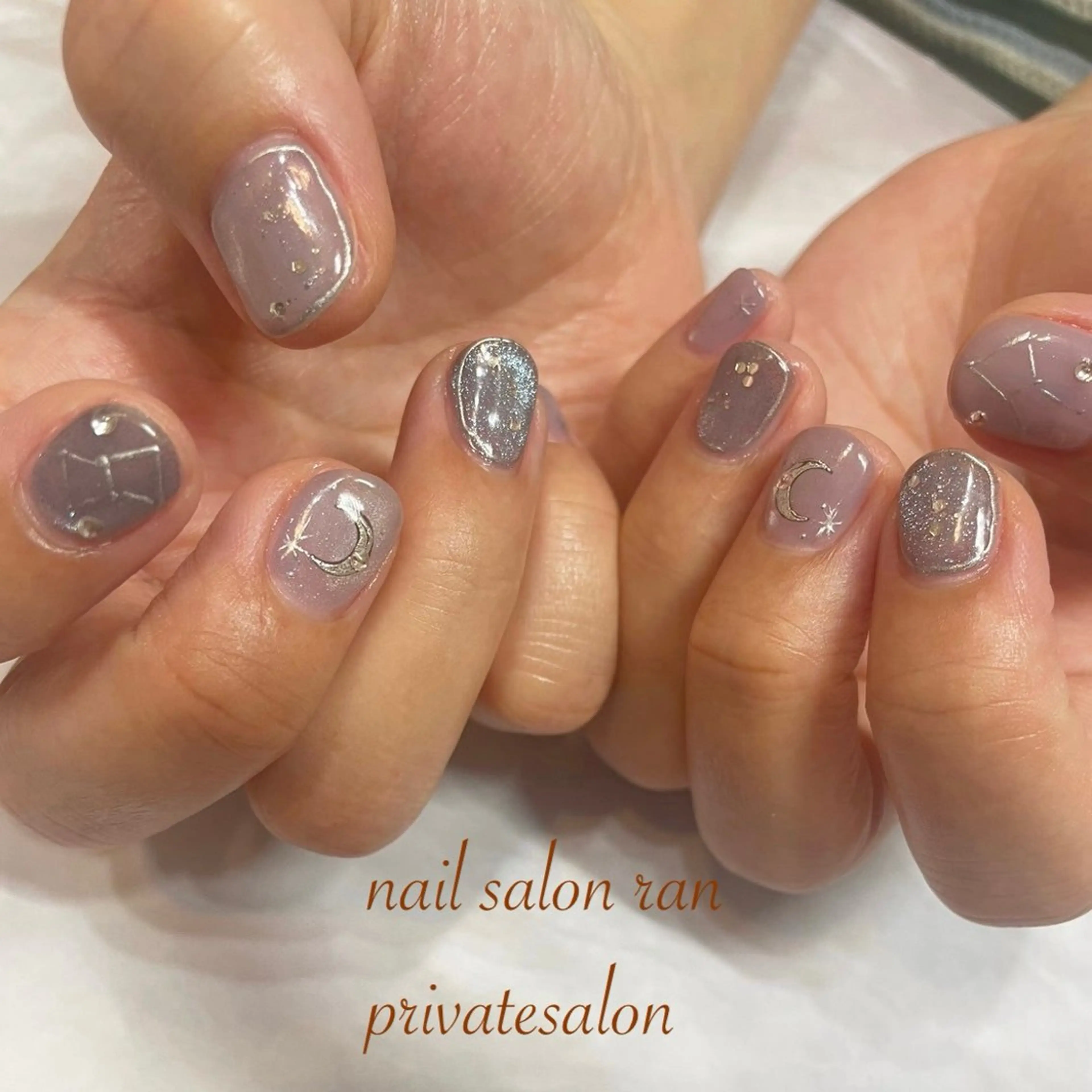 ネイル アートネイル キラキラネイル マグネットネイル nailsalon ranのネイルデザイン