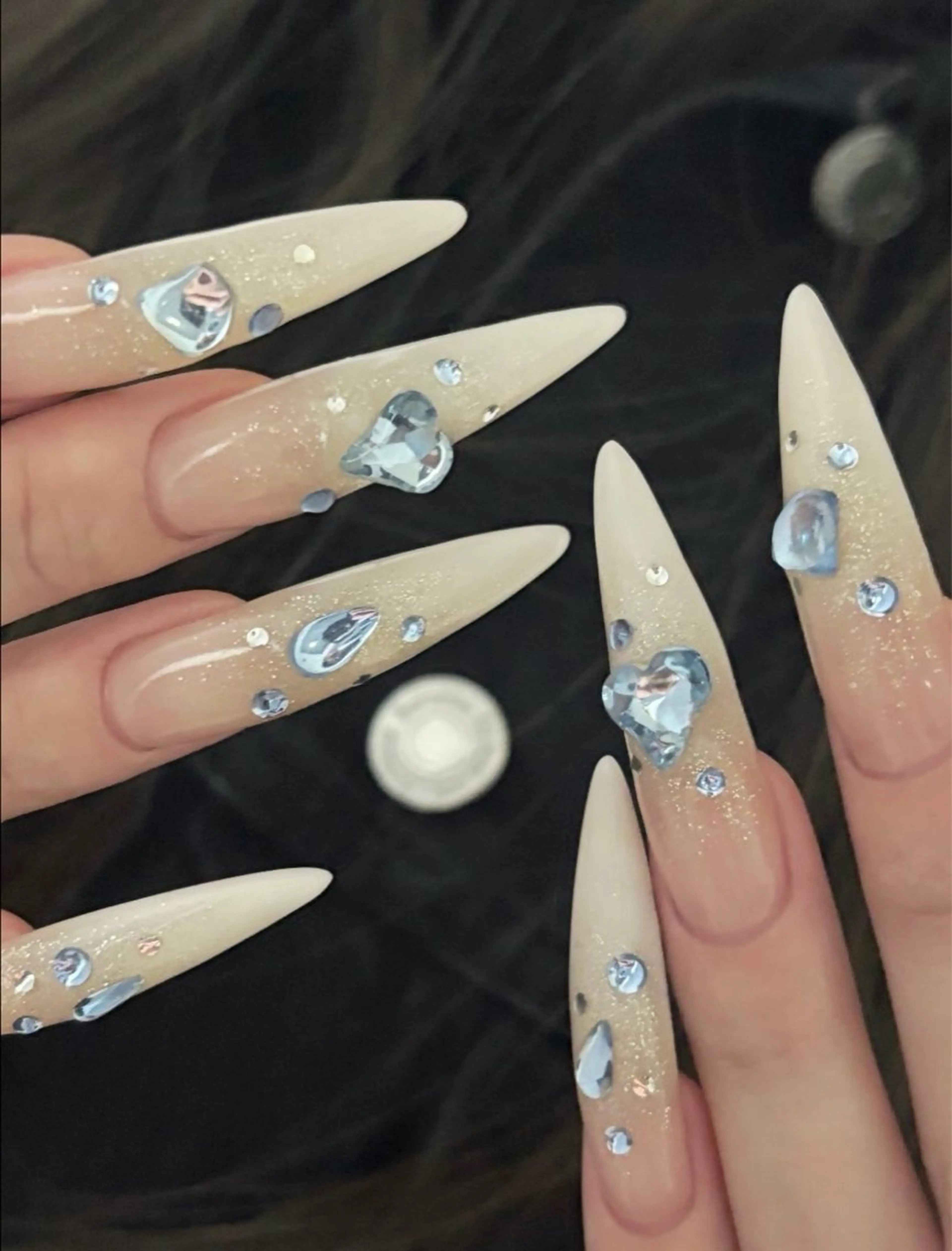 ネイル ハンドネイル mitsuki .のネイルデザイン