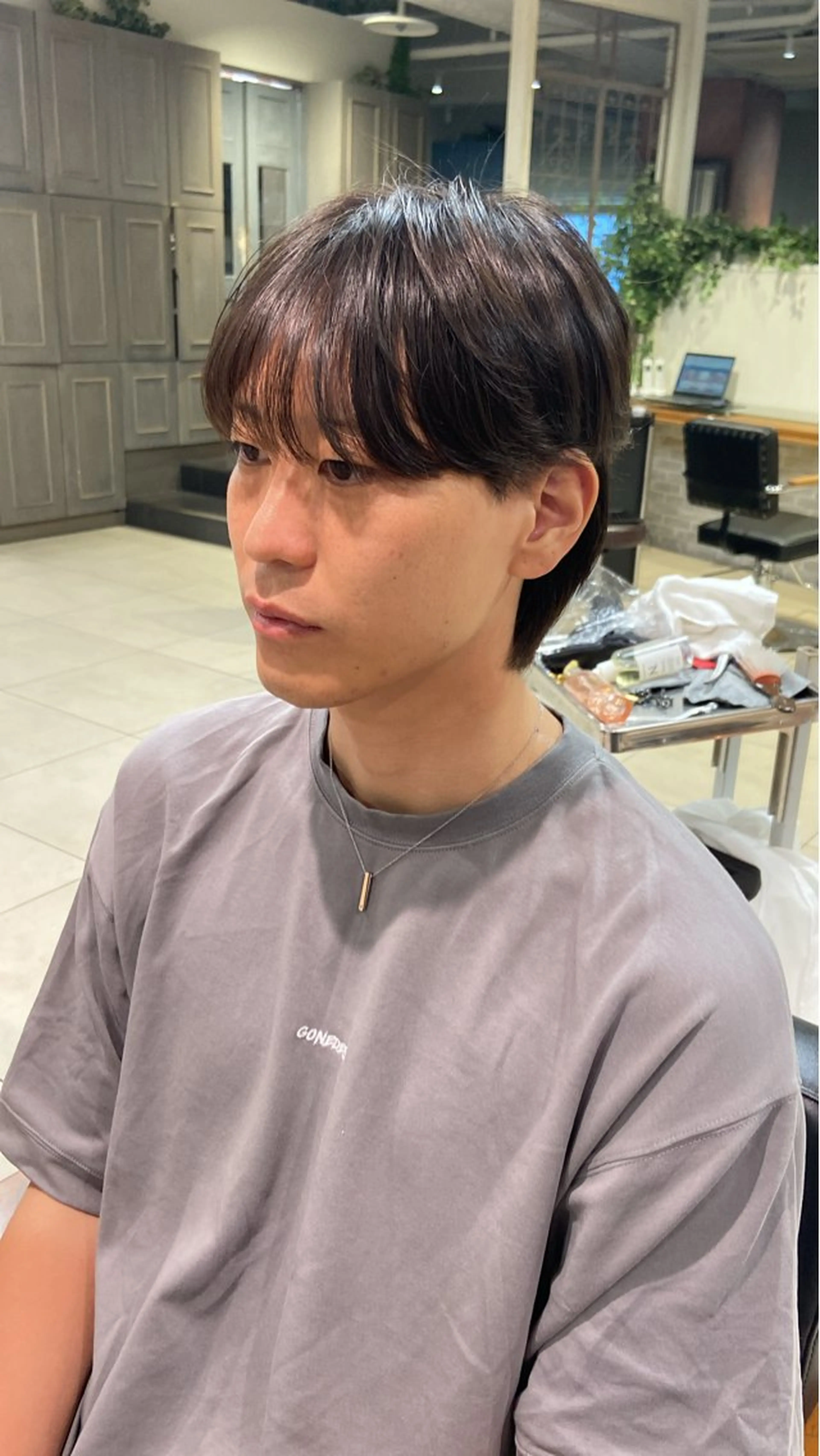 メンズ メンズウルフカット ウルフカット 顔周りカット/レイヤ ーカット透明感カラーのヘアスタイル