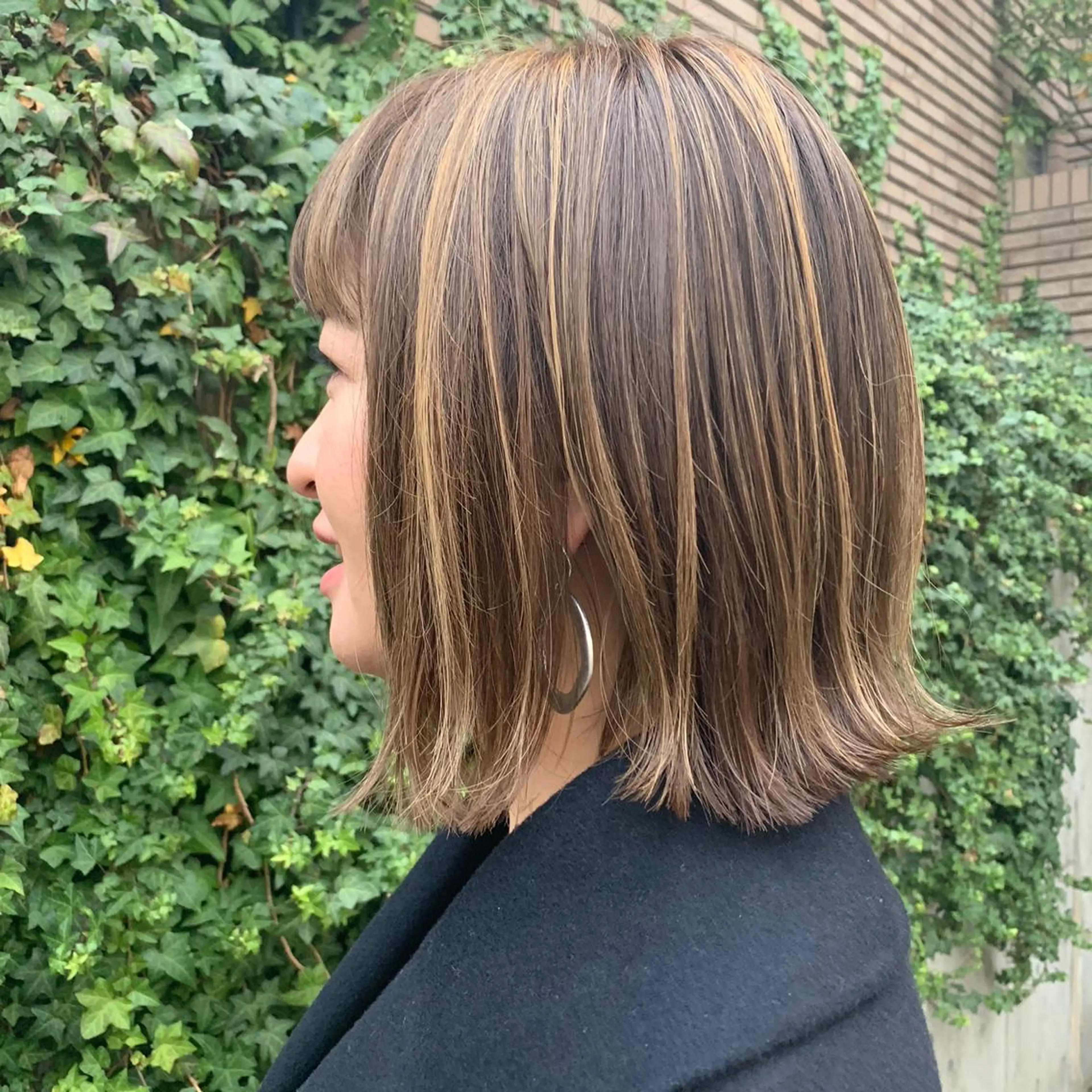 ミディアム カラー ブリーチ ハイライトカラー ボブ ハイライト イロトカタチ　つくば店所属・鴻巣 真子のヘアスタイル