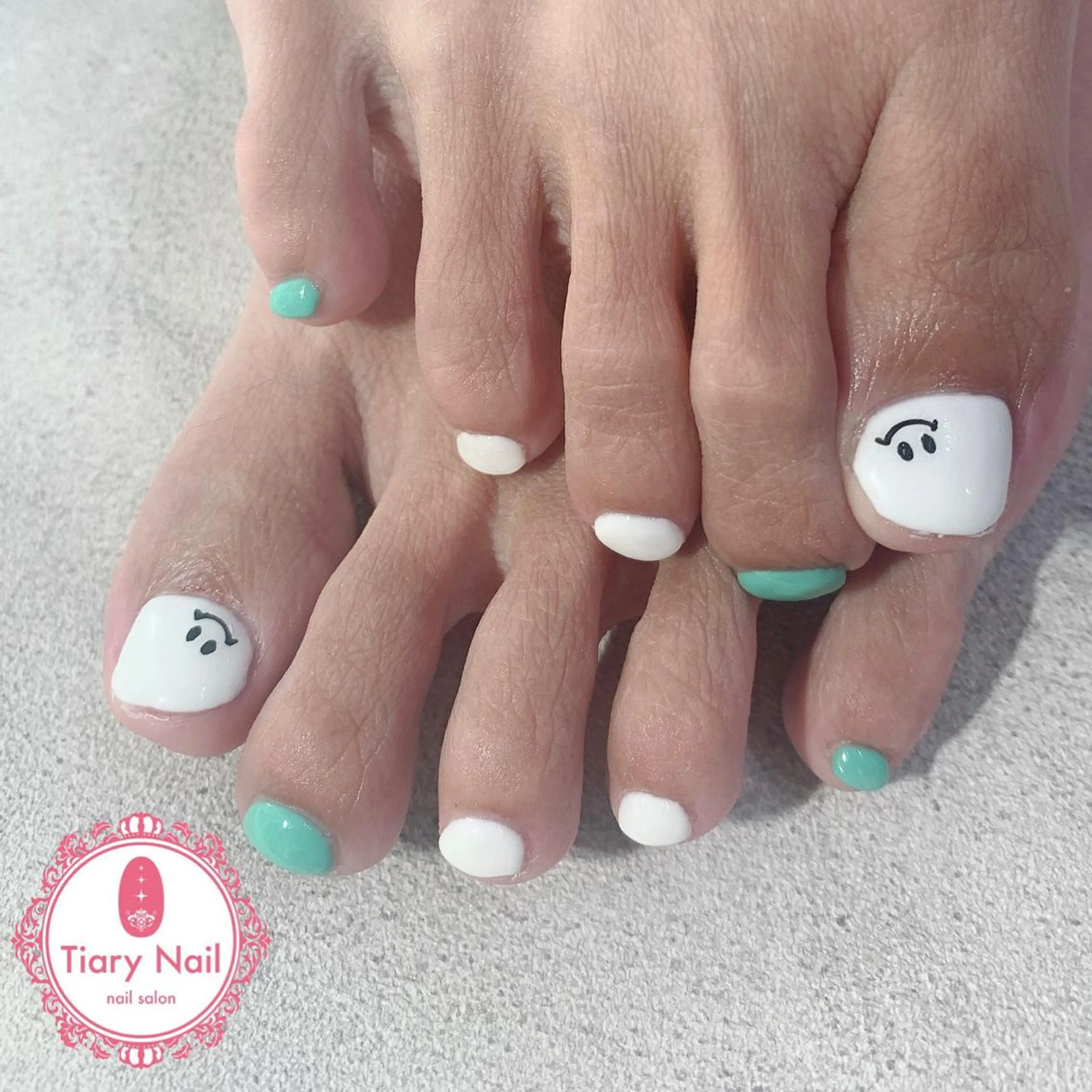 ネイル Tiary Nail Fのネイルデザイン