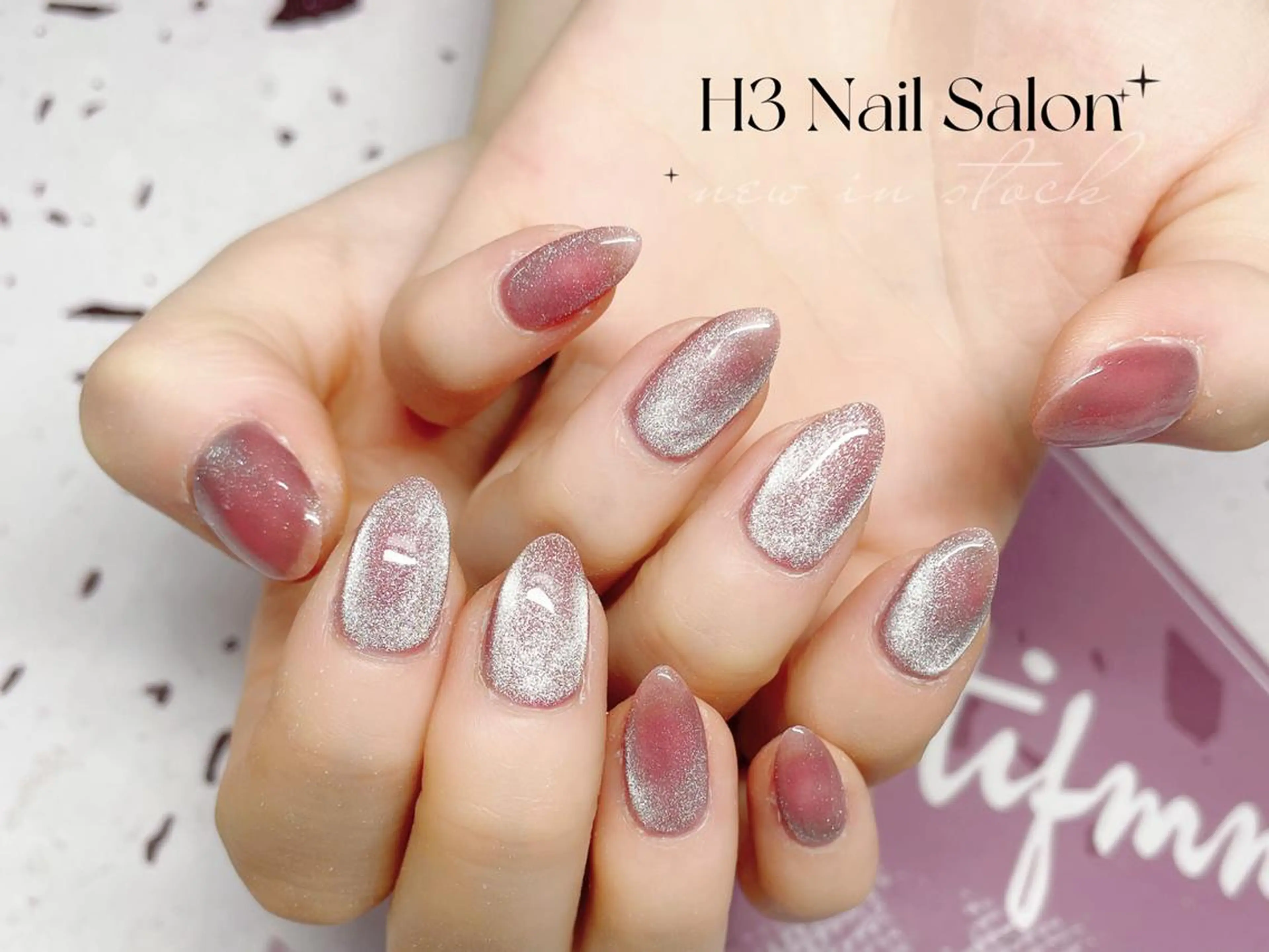 ミディアム Dione Nail 長さだし モデル募集のネイルデザイン