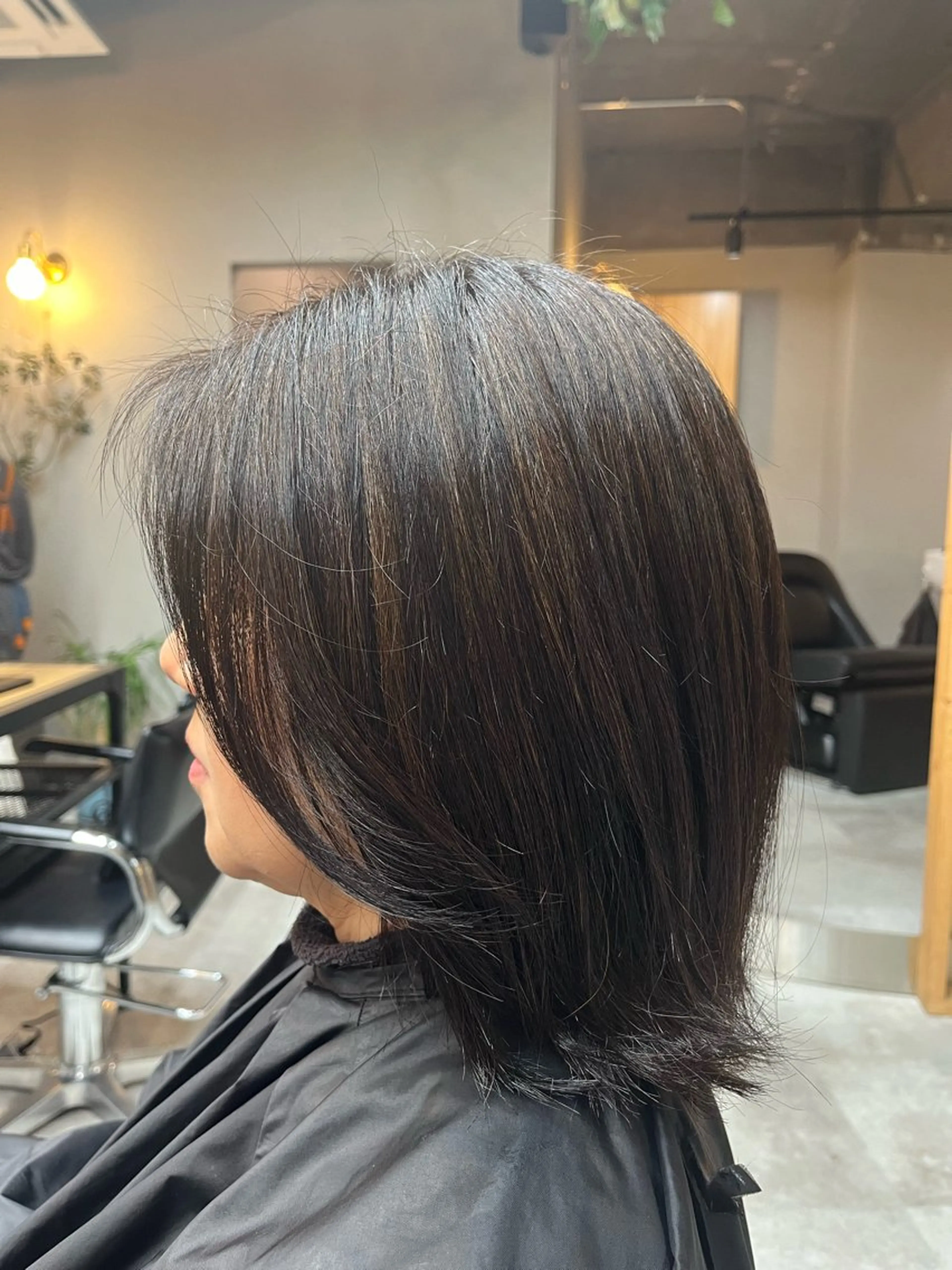 ミディアム カラー 🫧柔らかパーマ/ あいり🤍のヘアスタイル