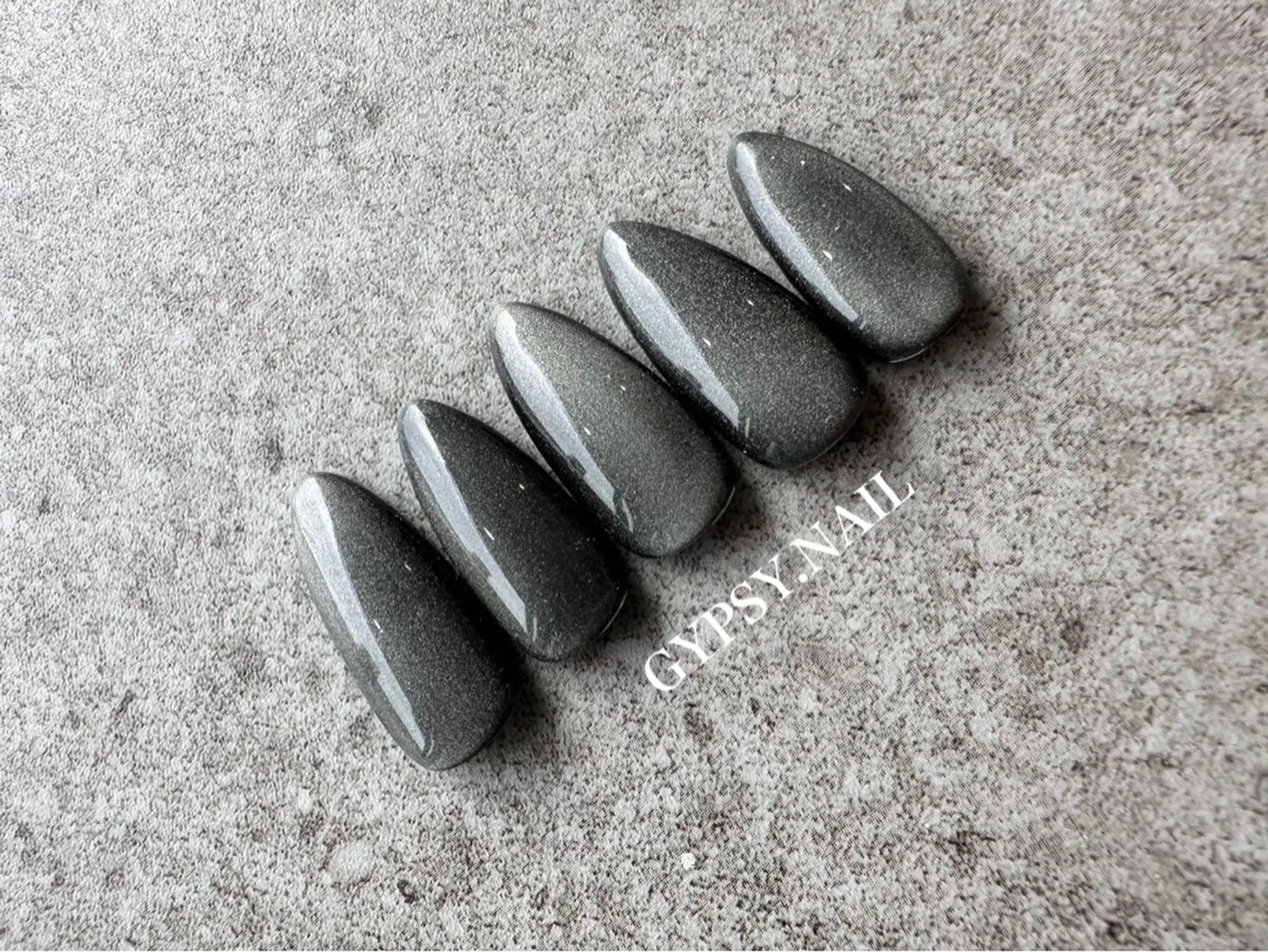 ネイル GYPSY.NAIL所属・GYPSY.NAIL akariのネイルデザイン