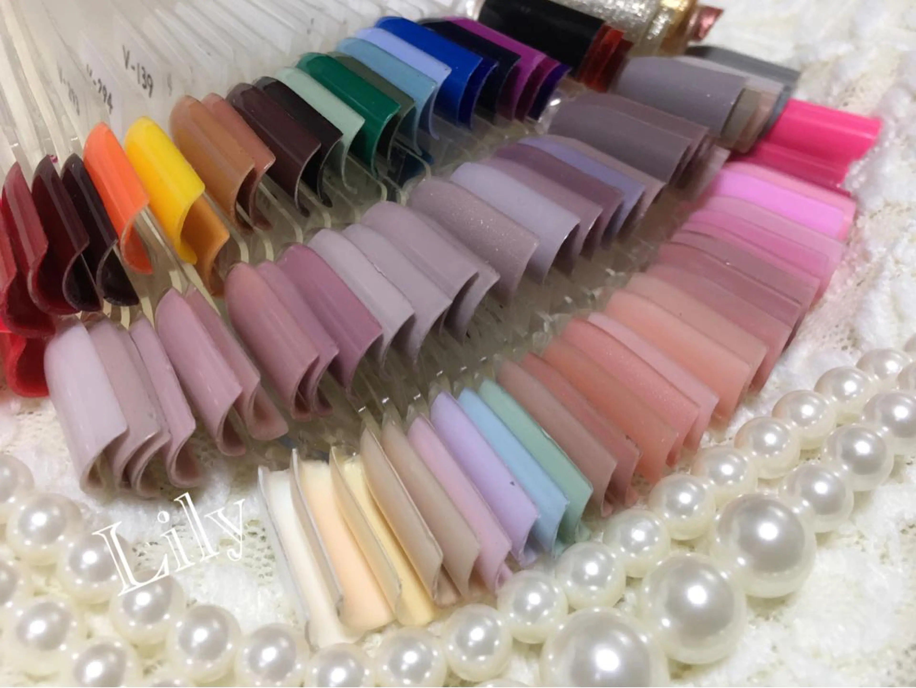 ネイル Nailsalon Lilyのネイルデザイン