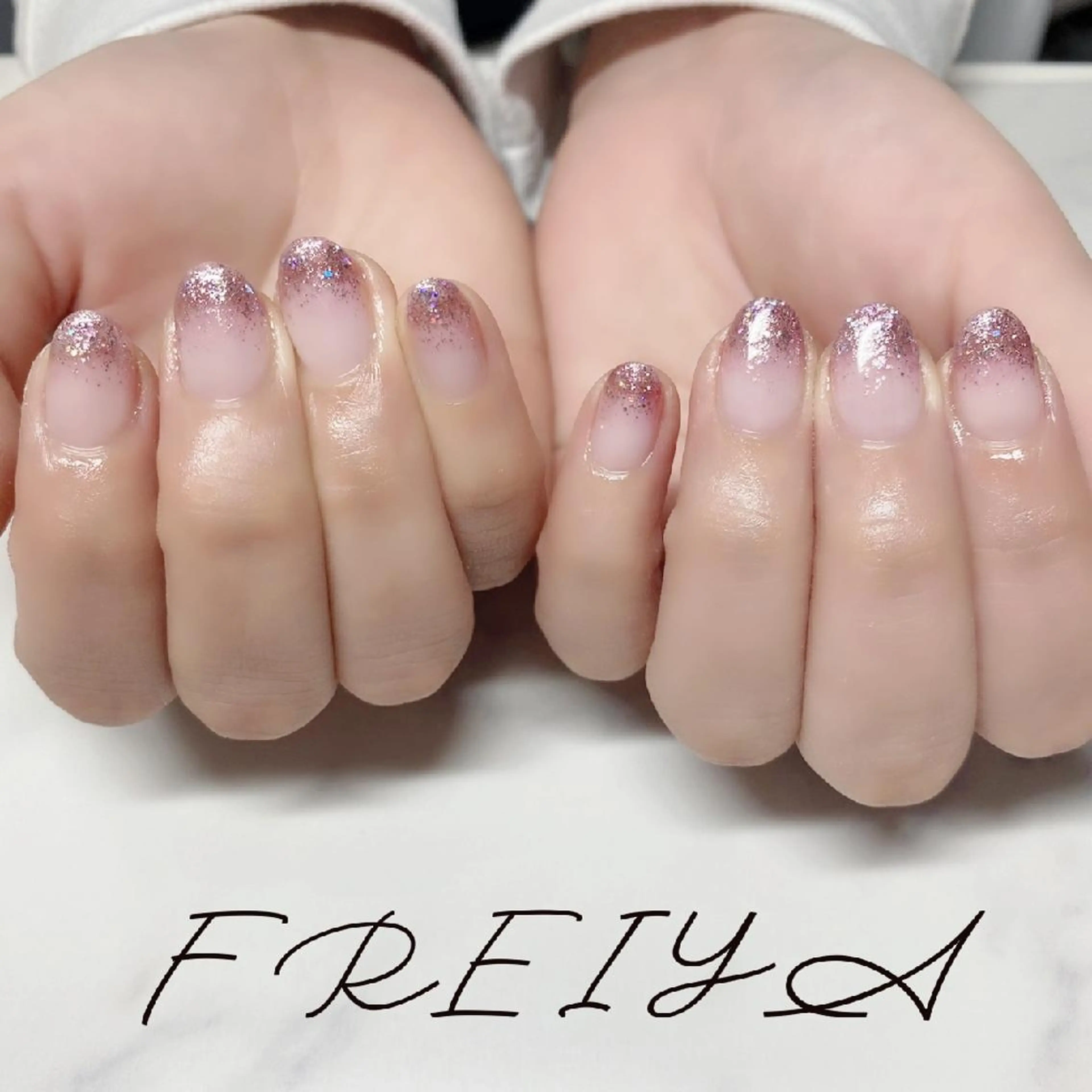 ネイル FREIYA所属・FREIYA マツエク、ネイルの眉毛・アイブロウイメージ