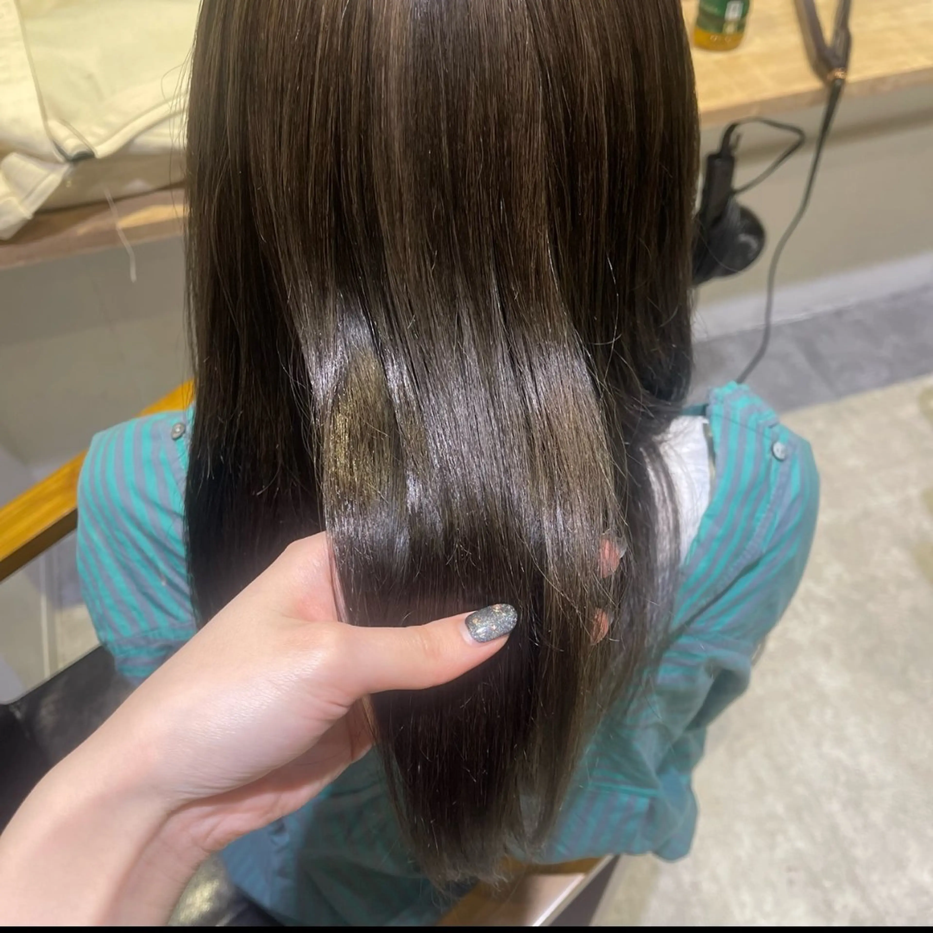 ミディアム ヘアカラー noa 似合わせ︰ 透明感︰韓国風のヘアスタイル