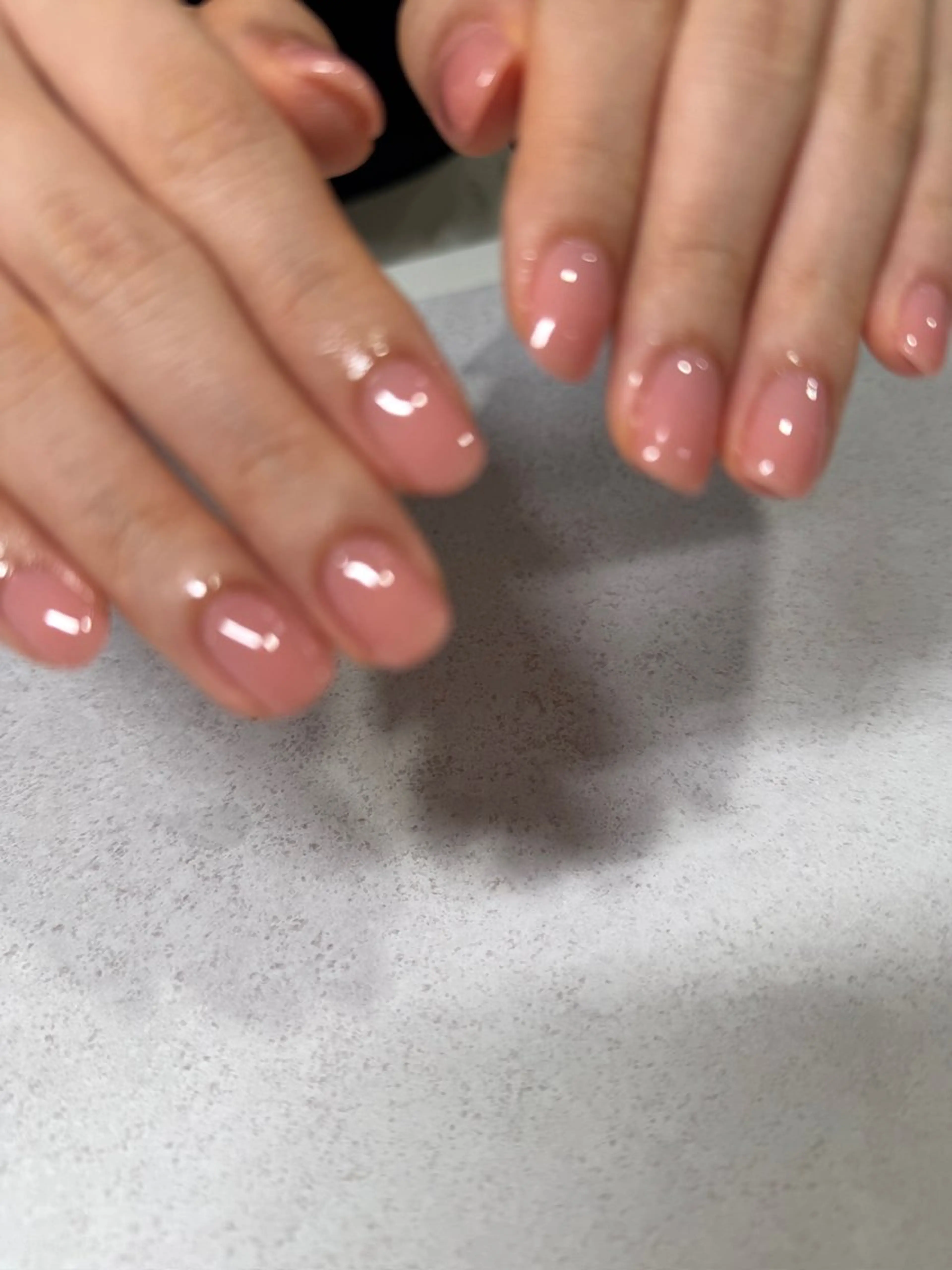 ネイル ニュアンスネイル オフィスネイル ピンク シンプルネイル ハンドネイル tete nailstudioのネイルデザイン