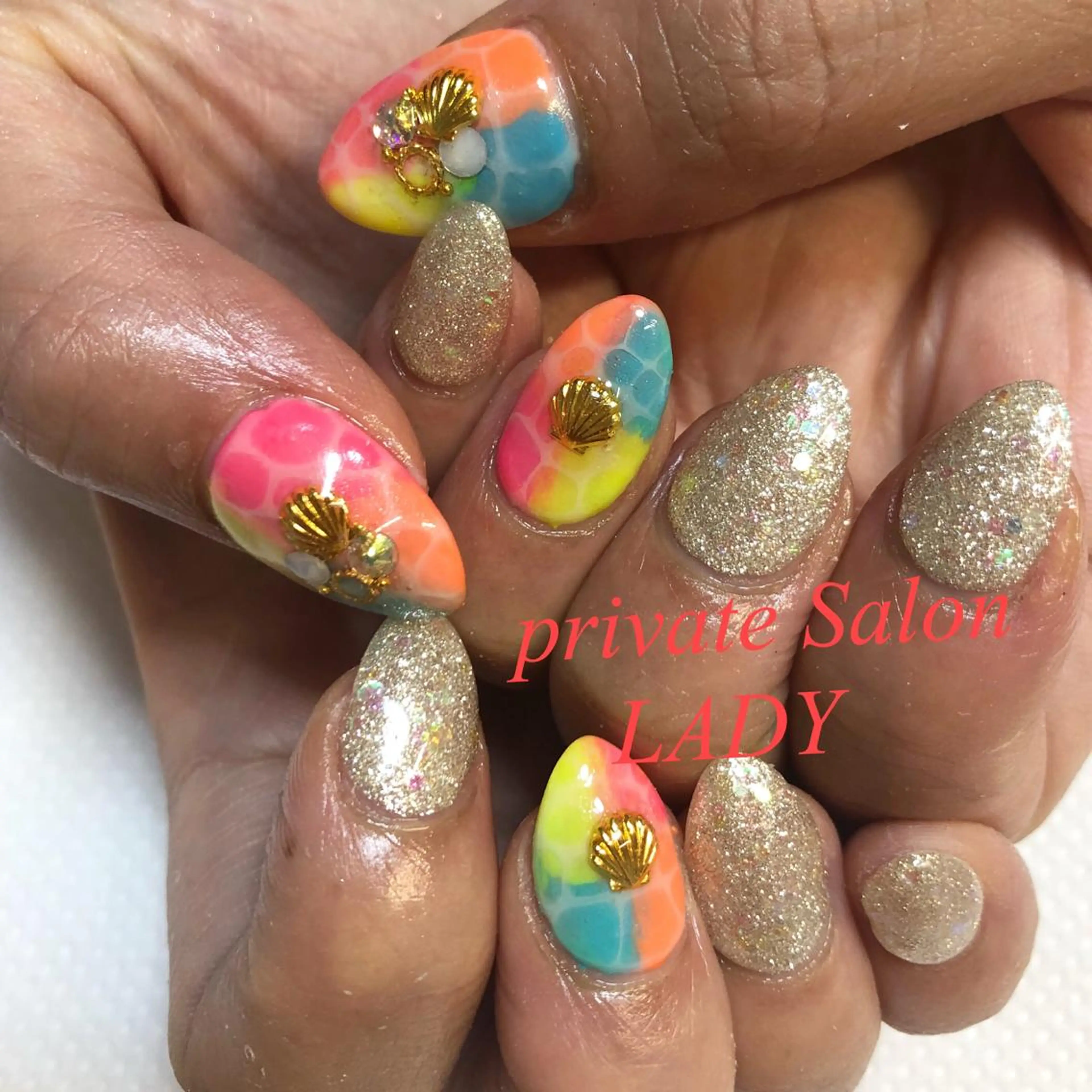 ネイル ハンドネイル 桜田 麻菜のネイルデザイン