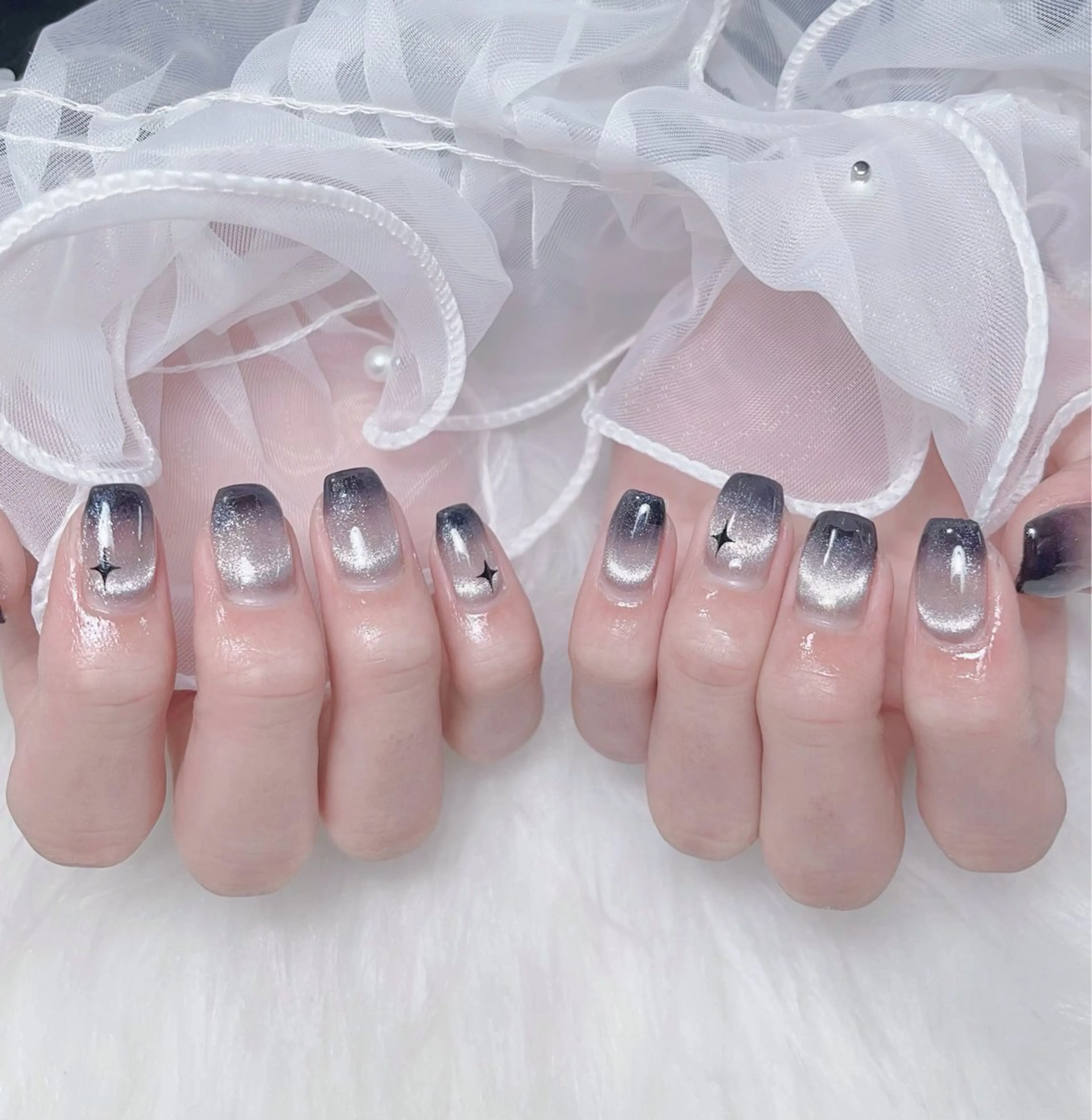 ネイル ハンドネイル 🦋y y Nail 🤍のネイルデザイン