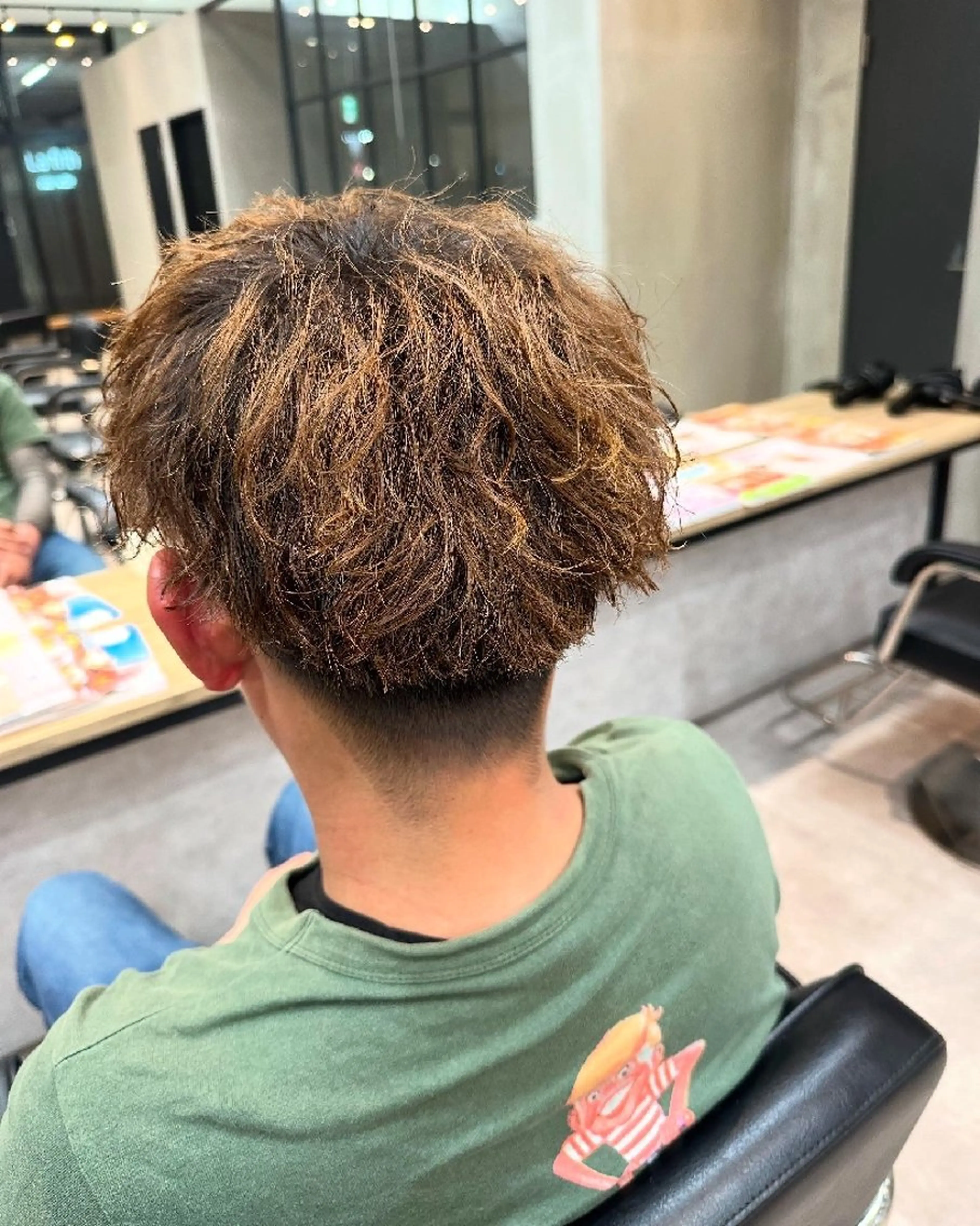 メンズ メンズパーマ メンズツイストパーマ ツイストパーマ カット パーマ lafithhairelan所属・lafithhair スタイリスト岡由羅のヘアスタイル