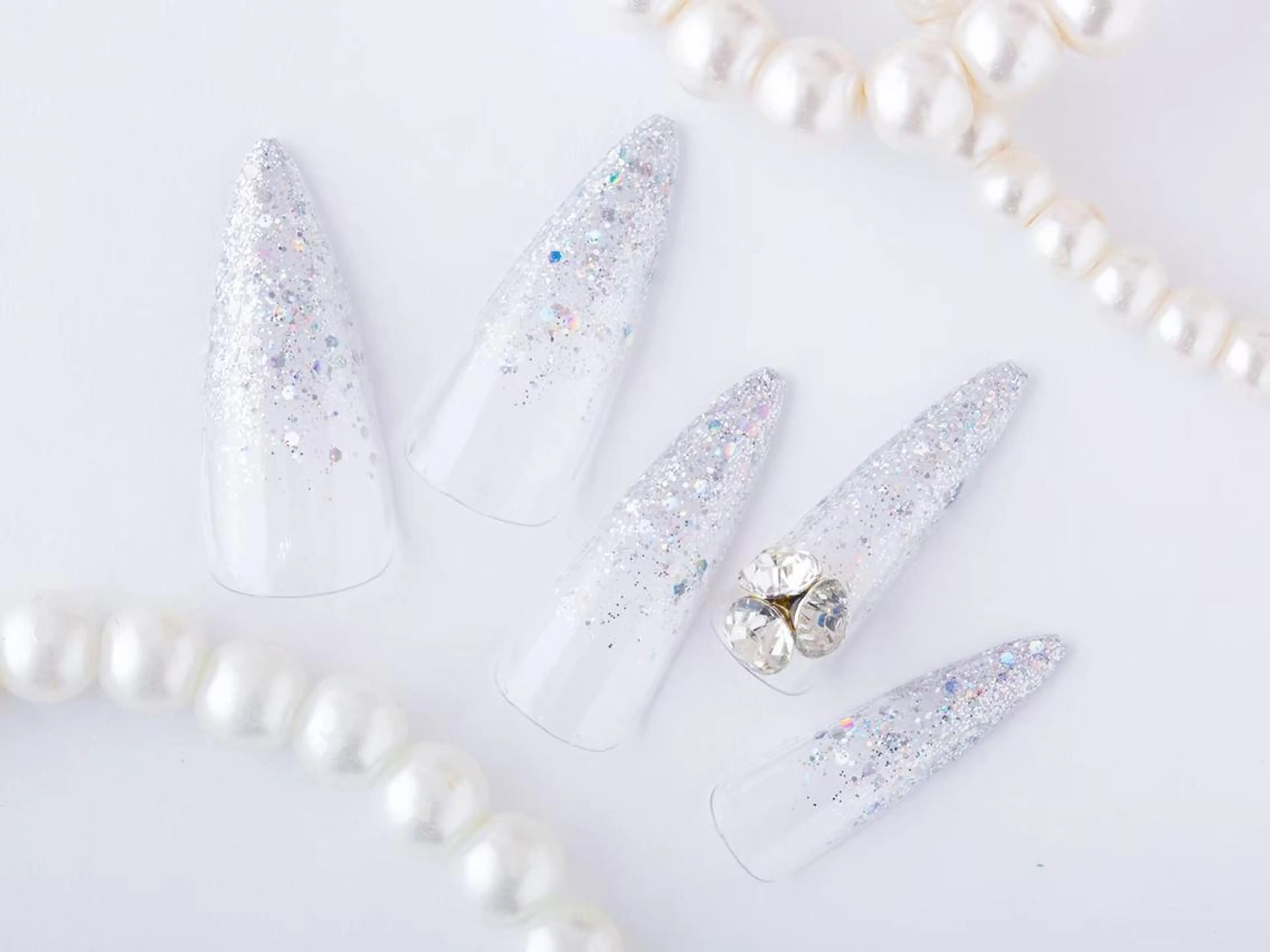 ネイル Tiary Nail Fのネイルデザイン