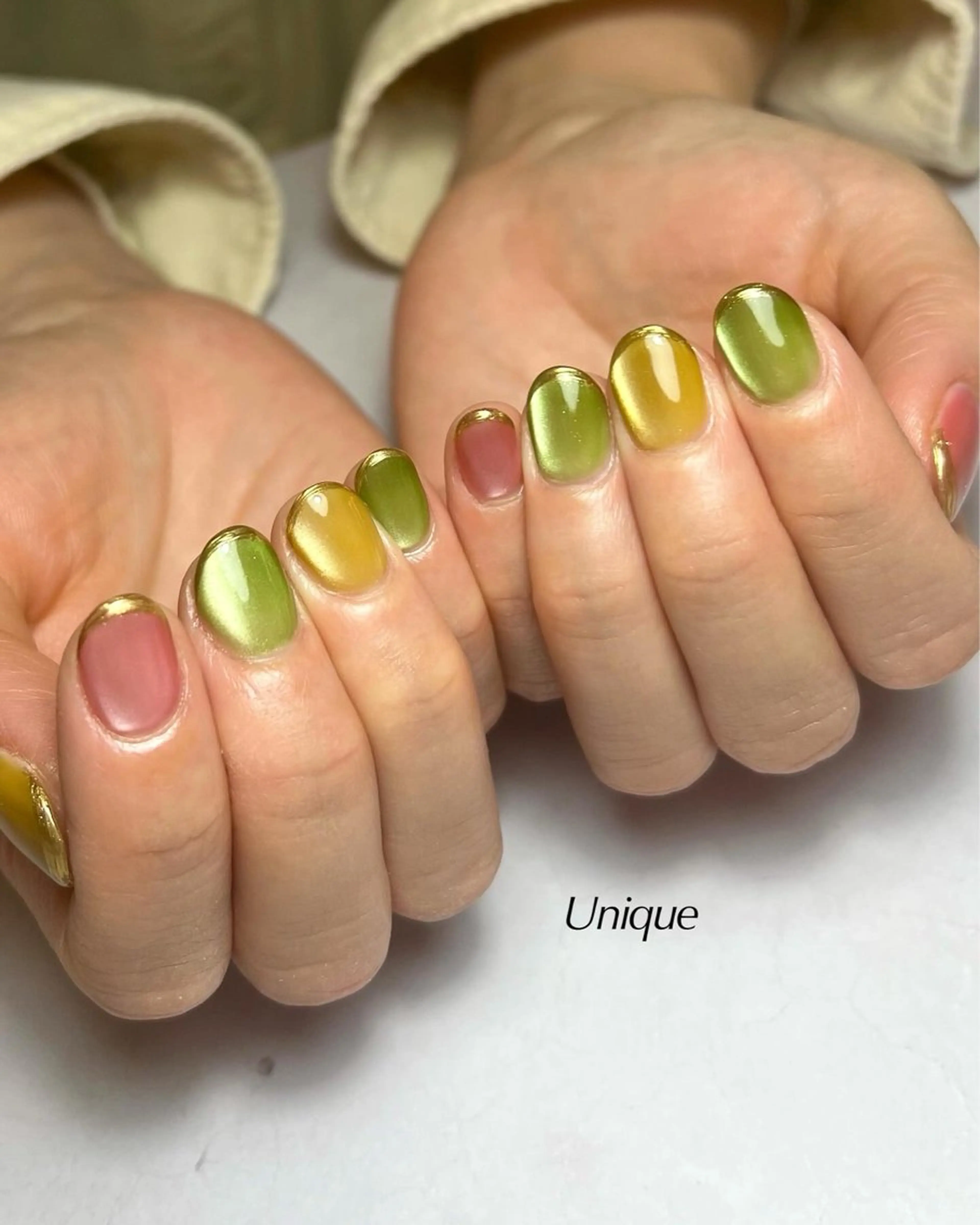 ネイル ハンドネイル Unique 【ユニーク】のネイルデザイン