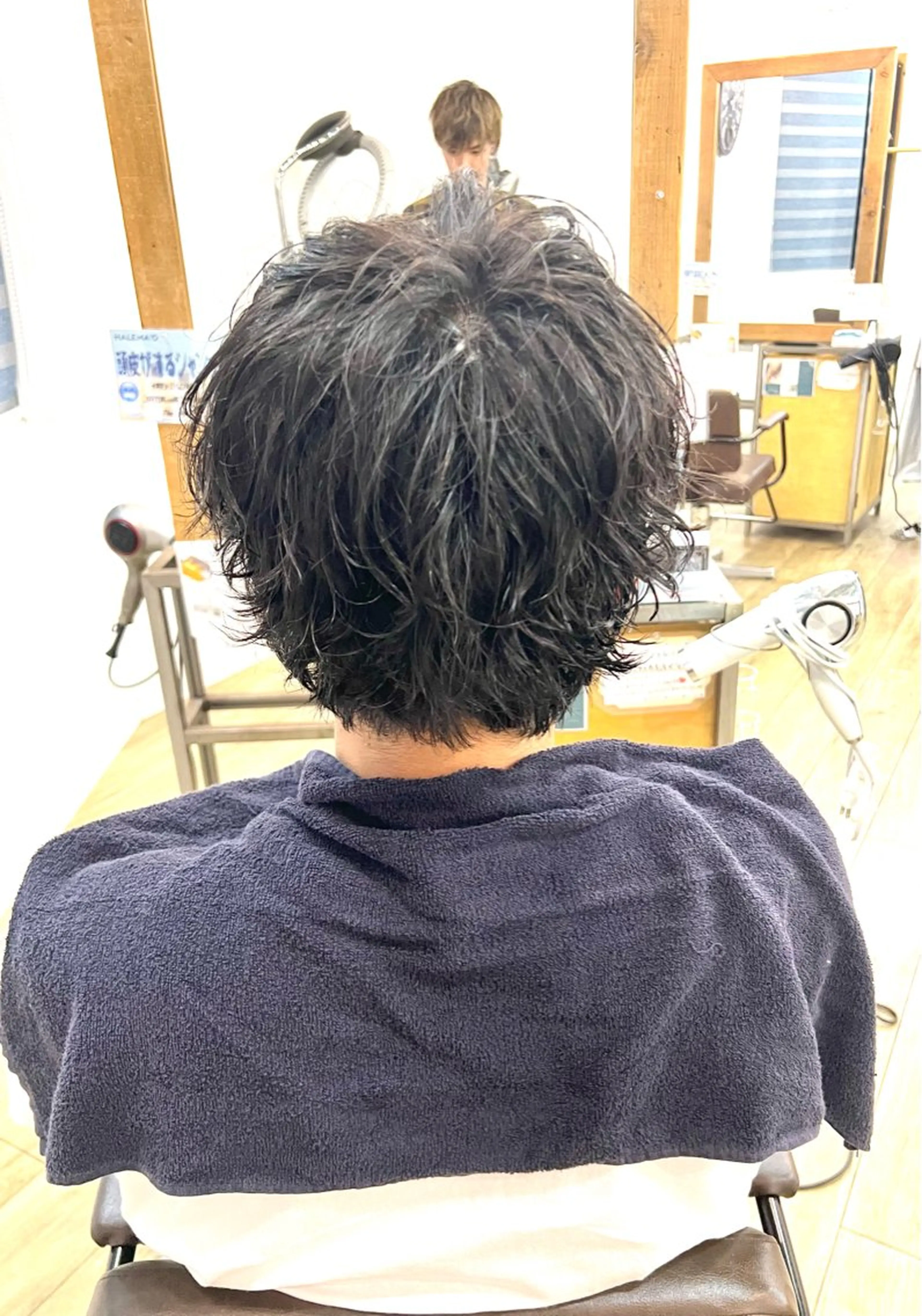 ミディアム パーマ メンズ カット パーマ ヘアカラー ソムリエ 認定者/山城慶伍のヘアスタイル