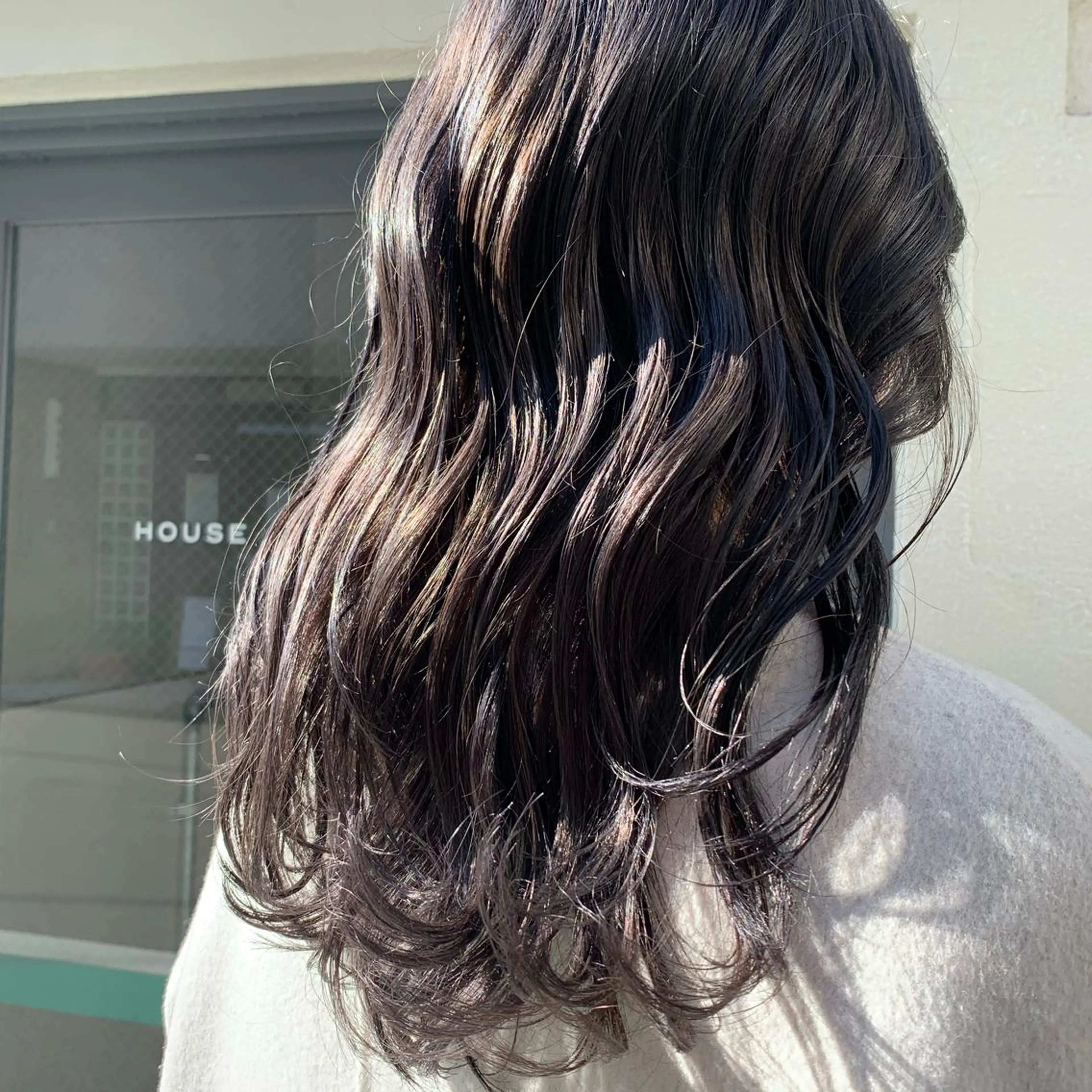 ロング 西岡 優太のヘアスタイル