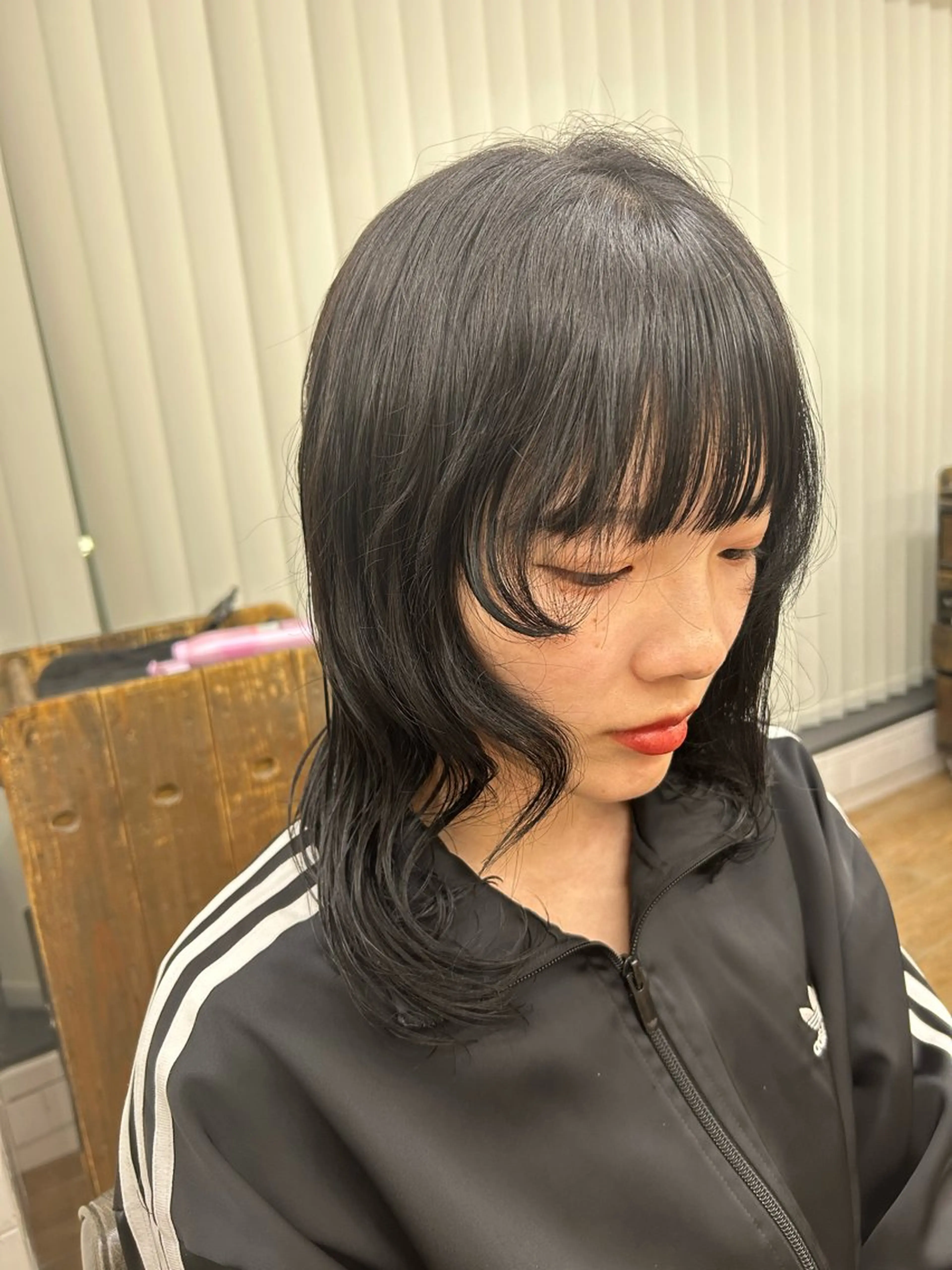 ☆平日1名様限定☆【就活生にオススメ✨】トーンダウンカラー🖤＋アイロンorコテ巻き仕上げの写真