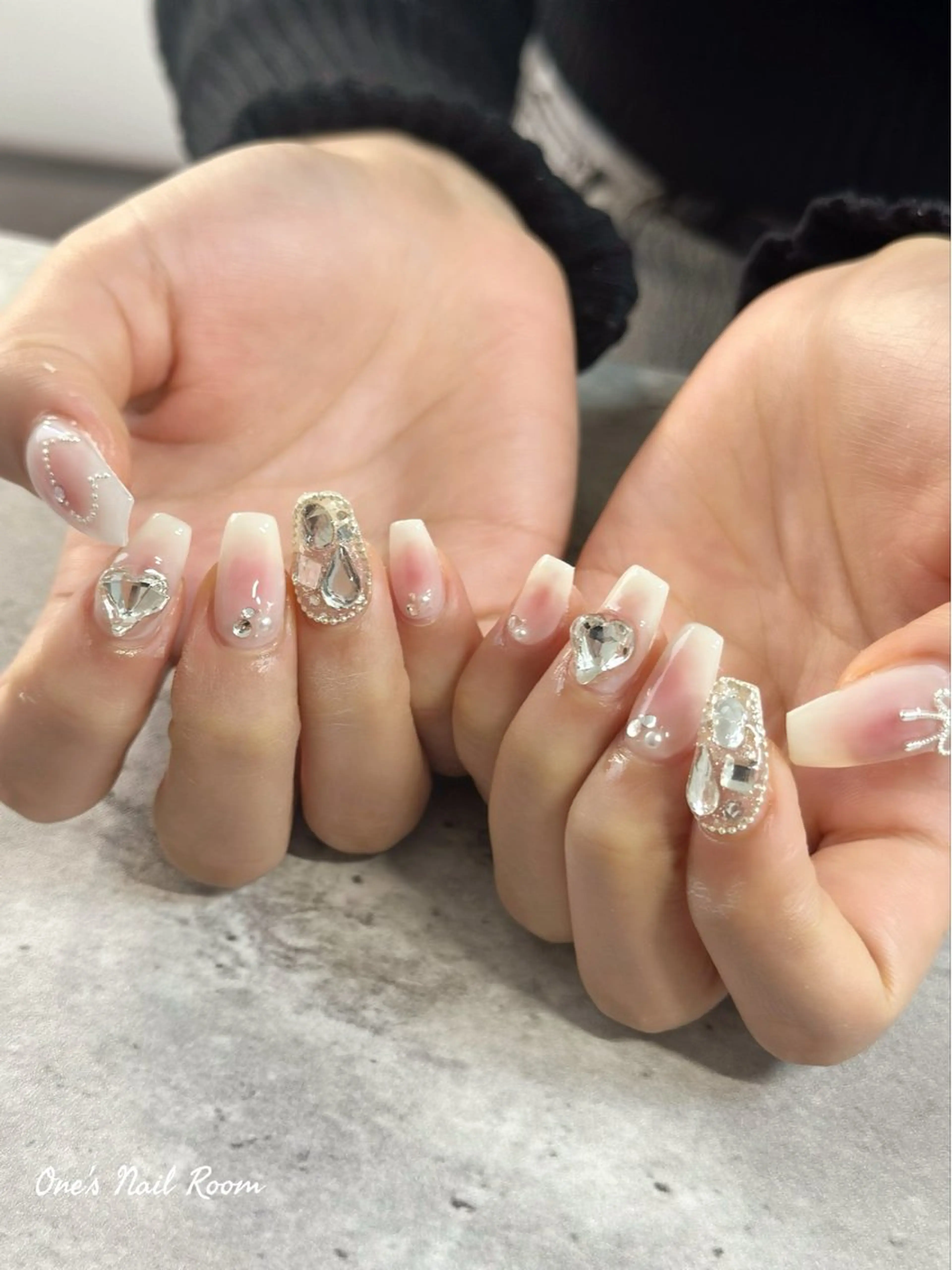 ネイル ハンドネイル One's Nail Roomのネイルデザイン