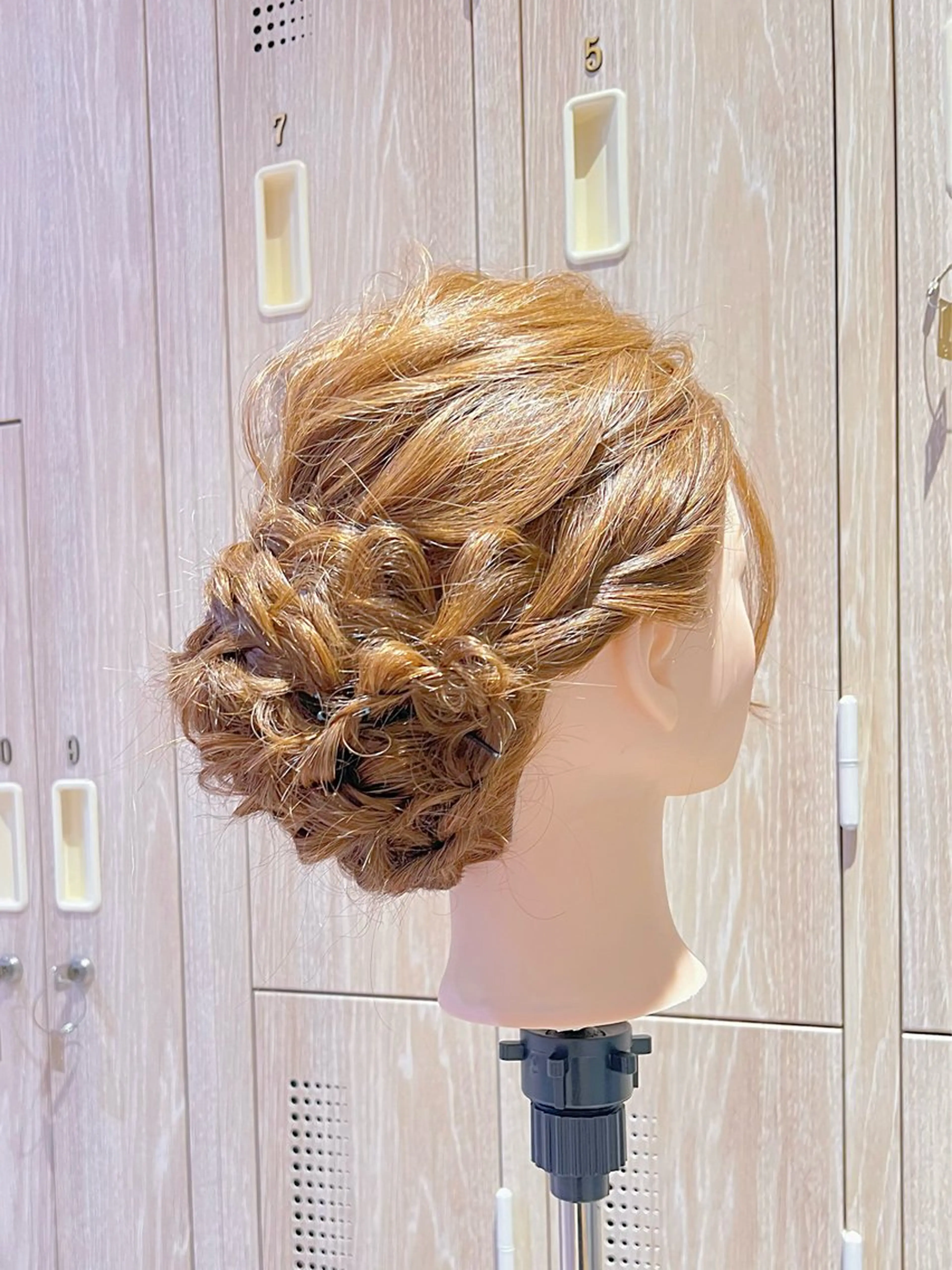 ヘアアレンジ Say.石川葵 ショートボブ前髪のヘアスタイル