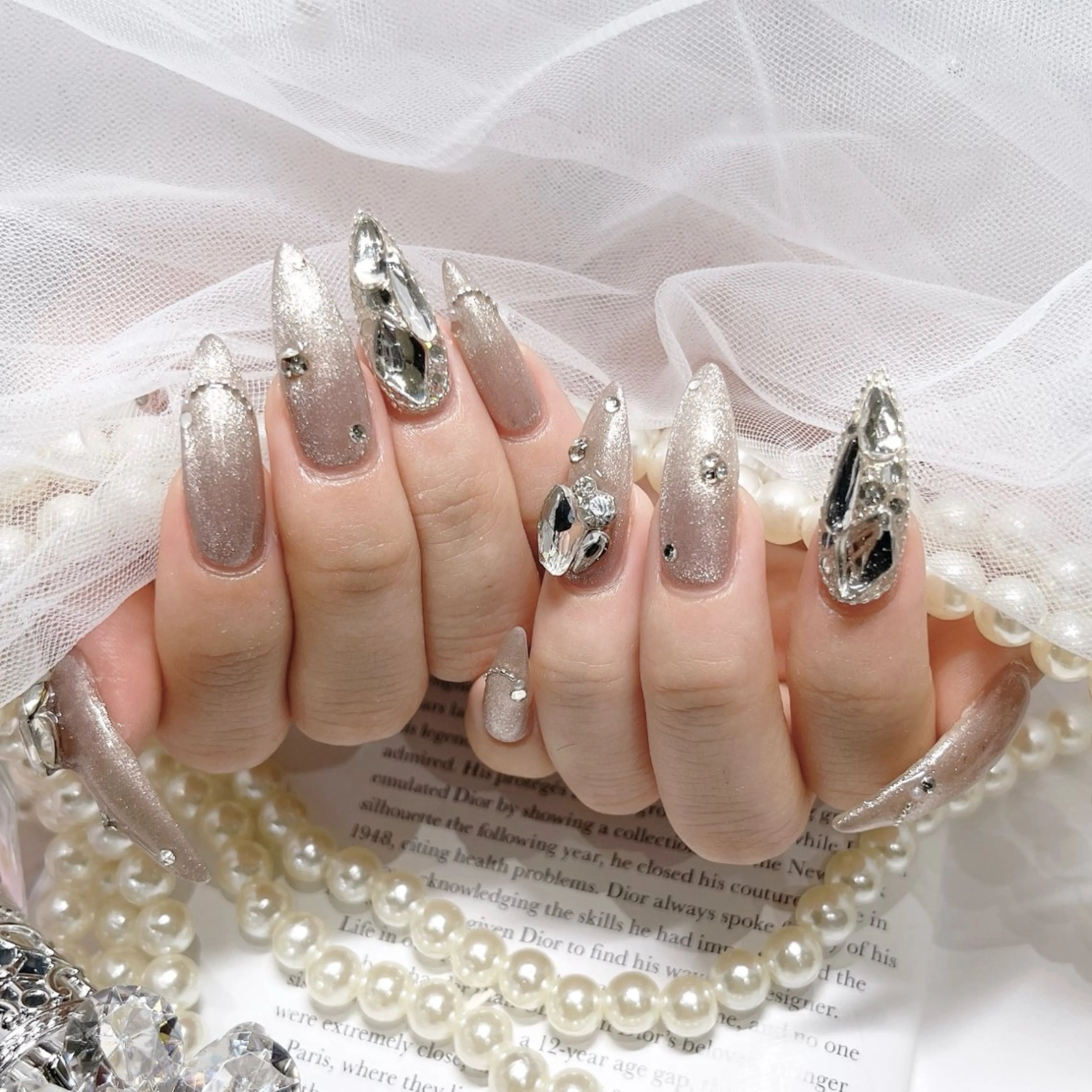 ネイル マグネットネイル GO TODAY シェアサロン心斎橋Edel店所属・momoka 心斎橋nailのネイルデザイン