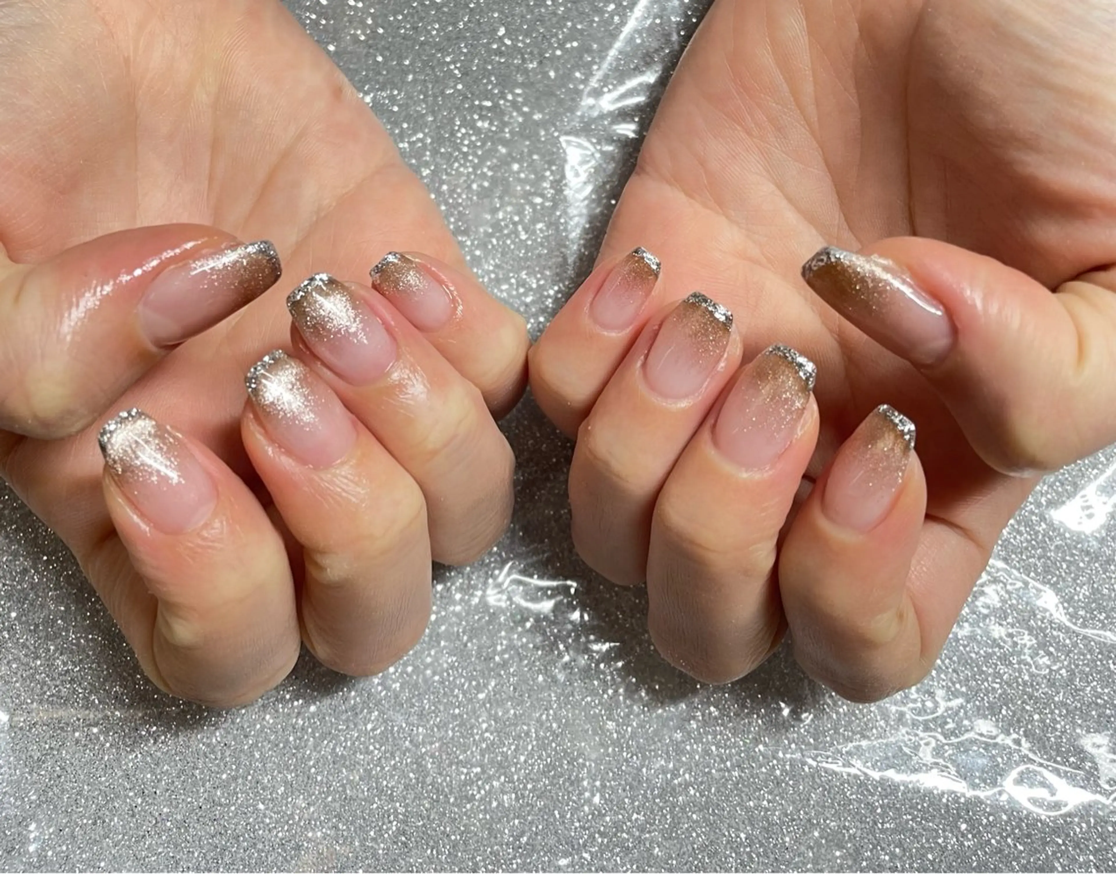 ネイル ハンドネイル VIERU 🌈🎀💖のネイルデザイン