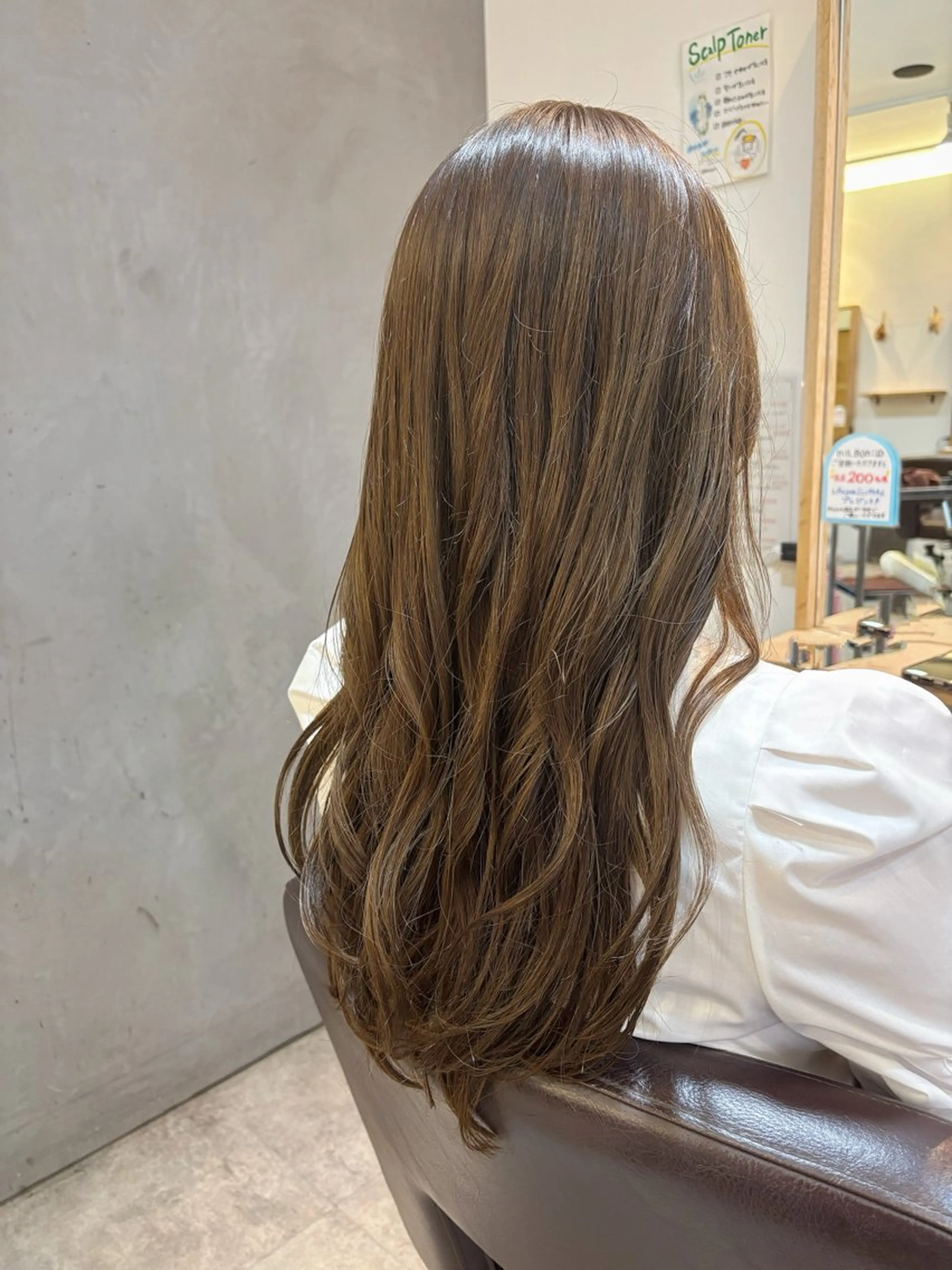 ロング ボブ 顔周りカット 髪質改善 レイヤーカット ロング カット ヘアカラー RISE SWELL momoneのヘアスタイル