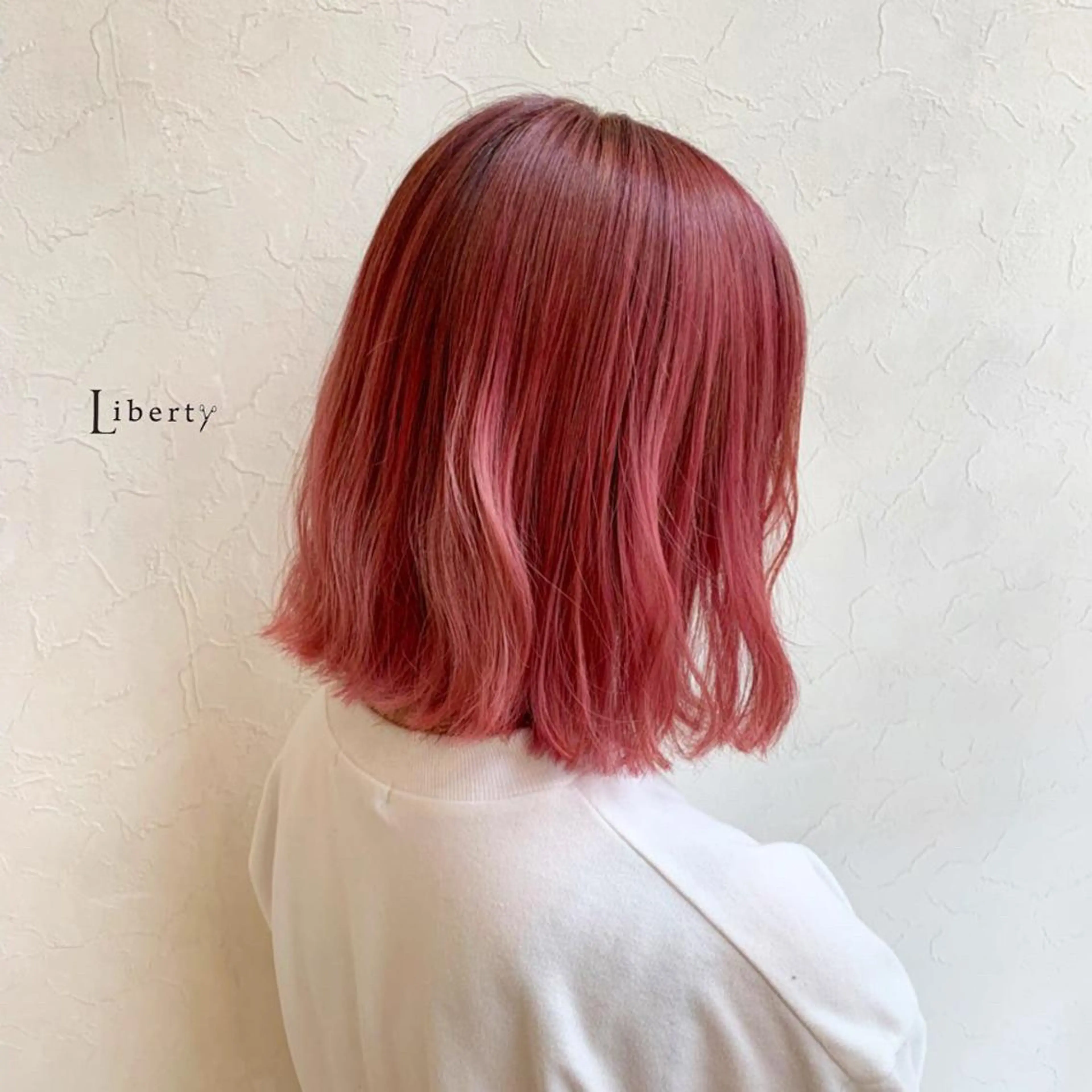 ミディアム カラー ブリーチ ヘアカラー トリートメント Liberty 店長 TAJIMAのヘアスタイル