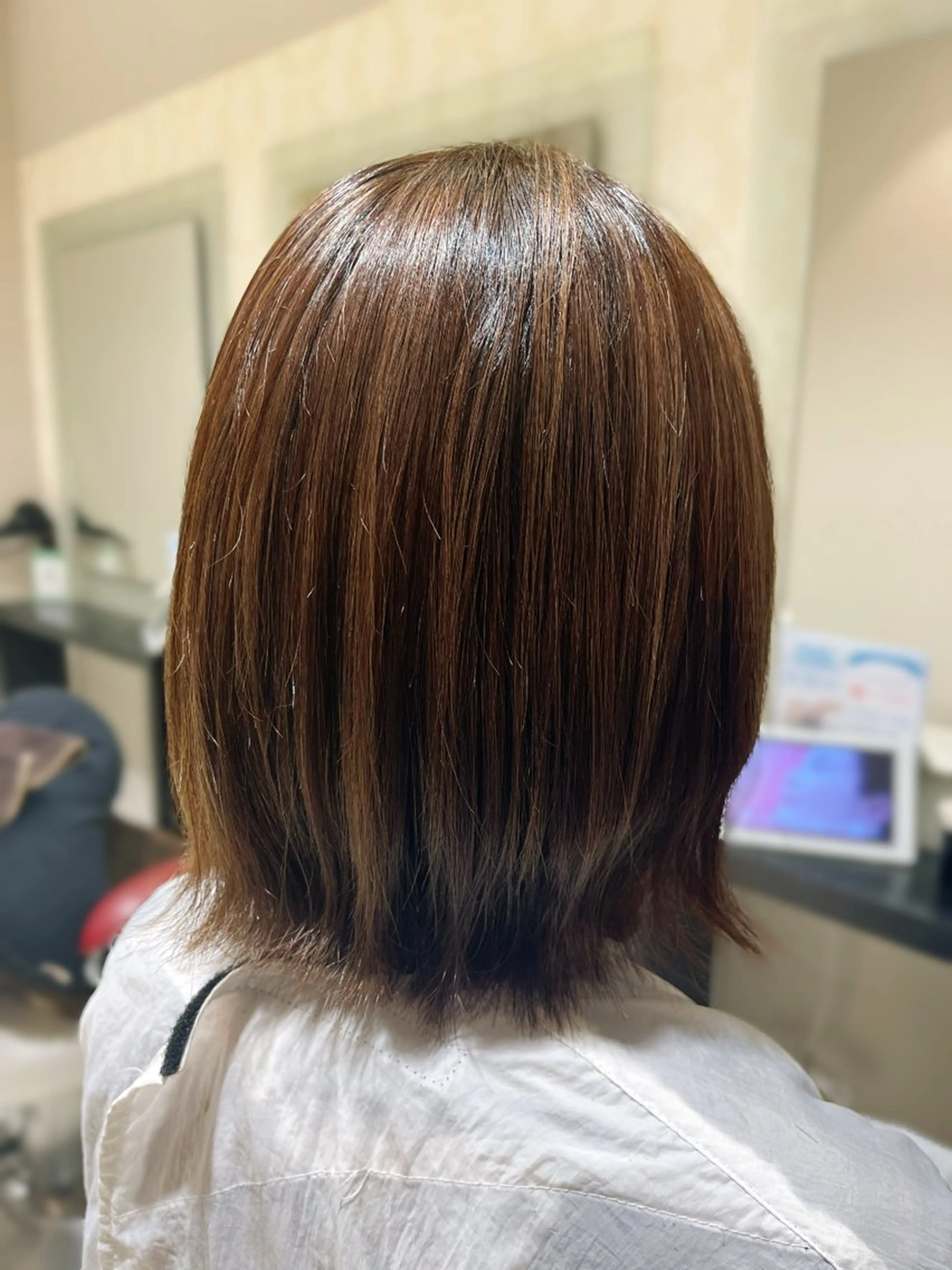 カラー ハイライトカラー 浦中 真鈴のヘアスタイル