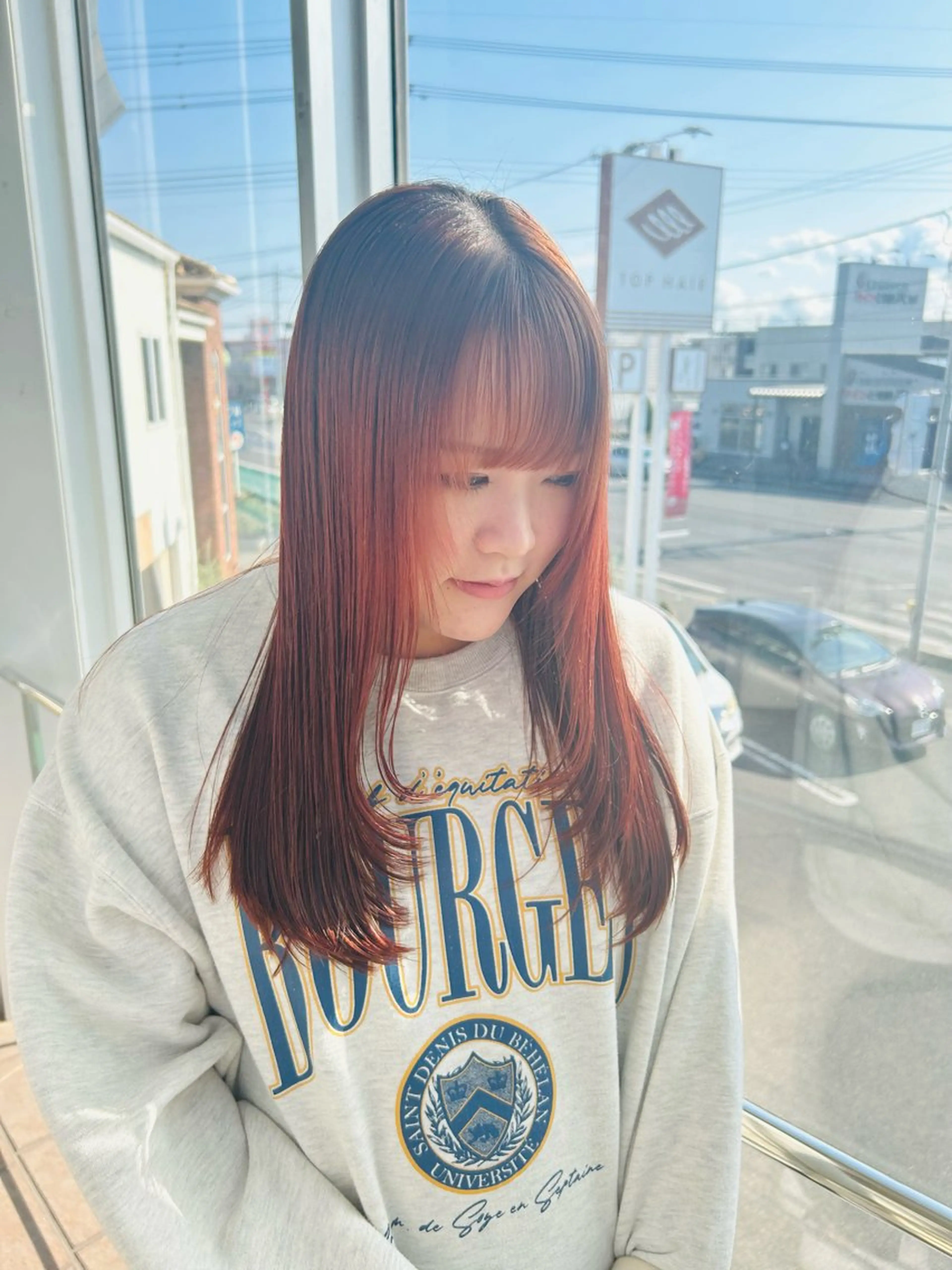 ロング 顔周りカット ハイレイヤー レイヤーカット ロング TOPHAIR玉島店所属・TOPHAIR きゃんのヘアスタイル
