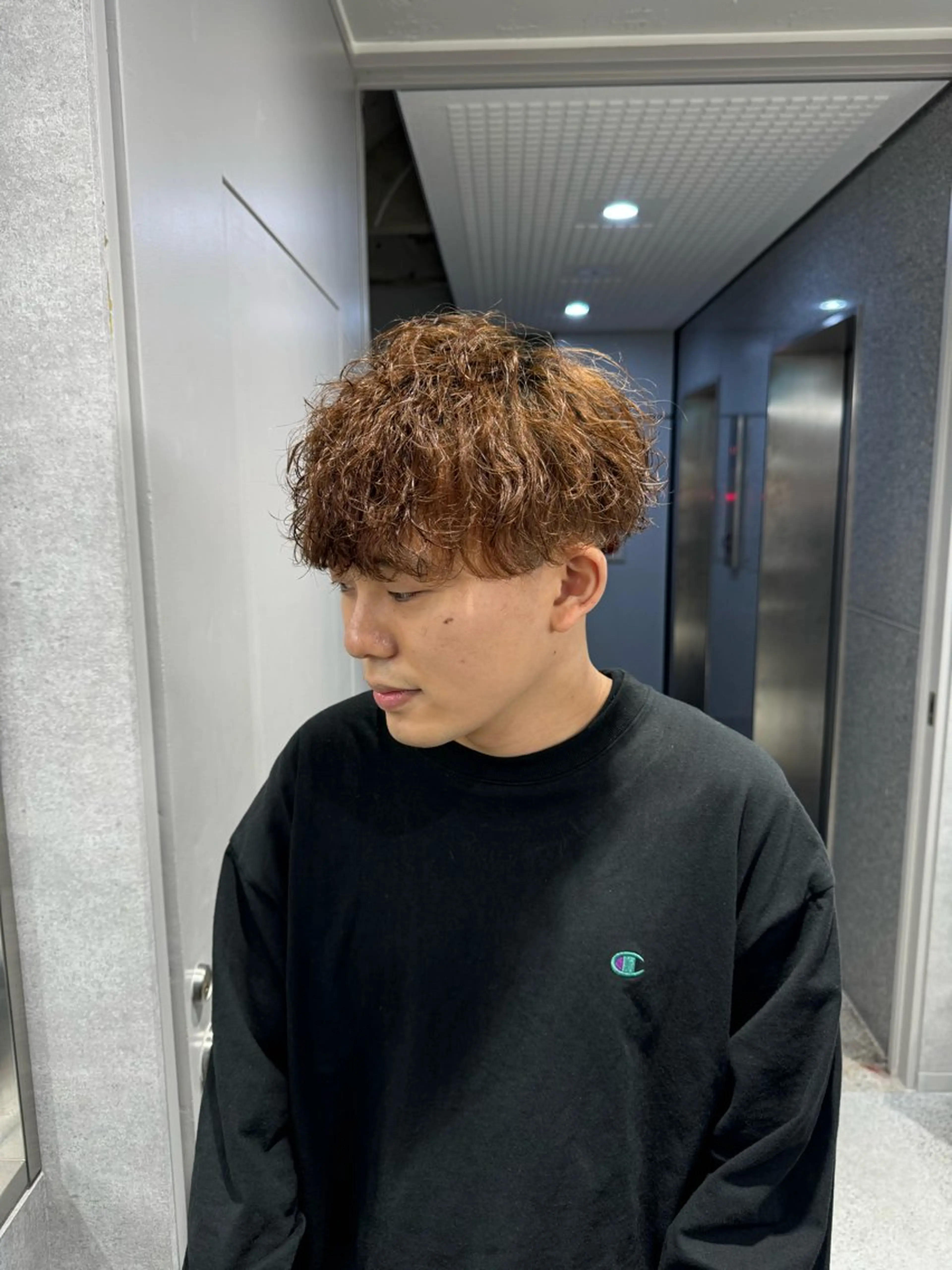 ショート カラー パーマ ヘアアレンジ メンズ スパイキー/フェザー /波巻き/かいとのヘアスタイル