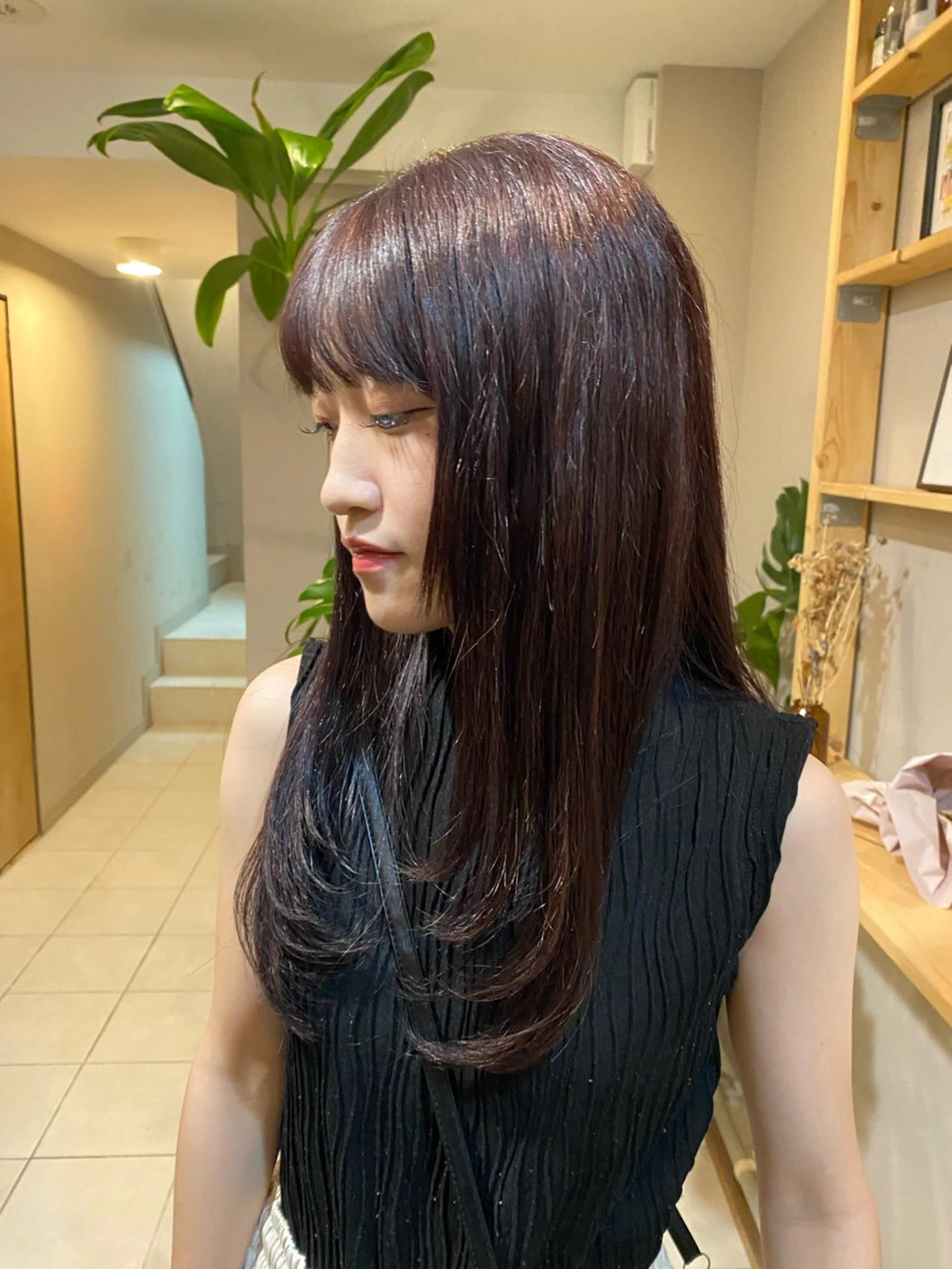 ロング カラー ラベンダーカラー 顔周りカット レイヤーカット LOuNICA銀座所属・透明感カラー/ カット/安田　伍輝のヘアスタイル