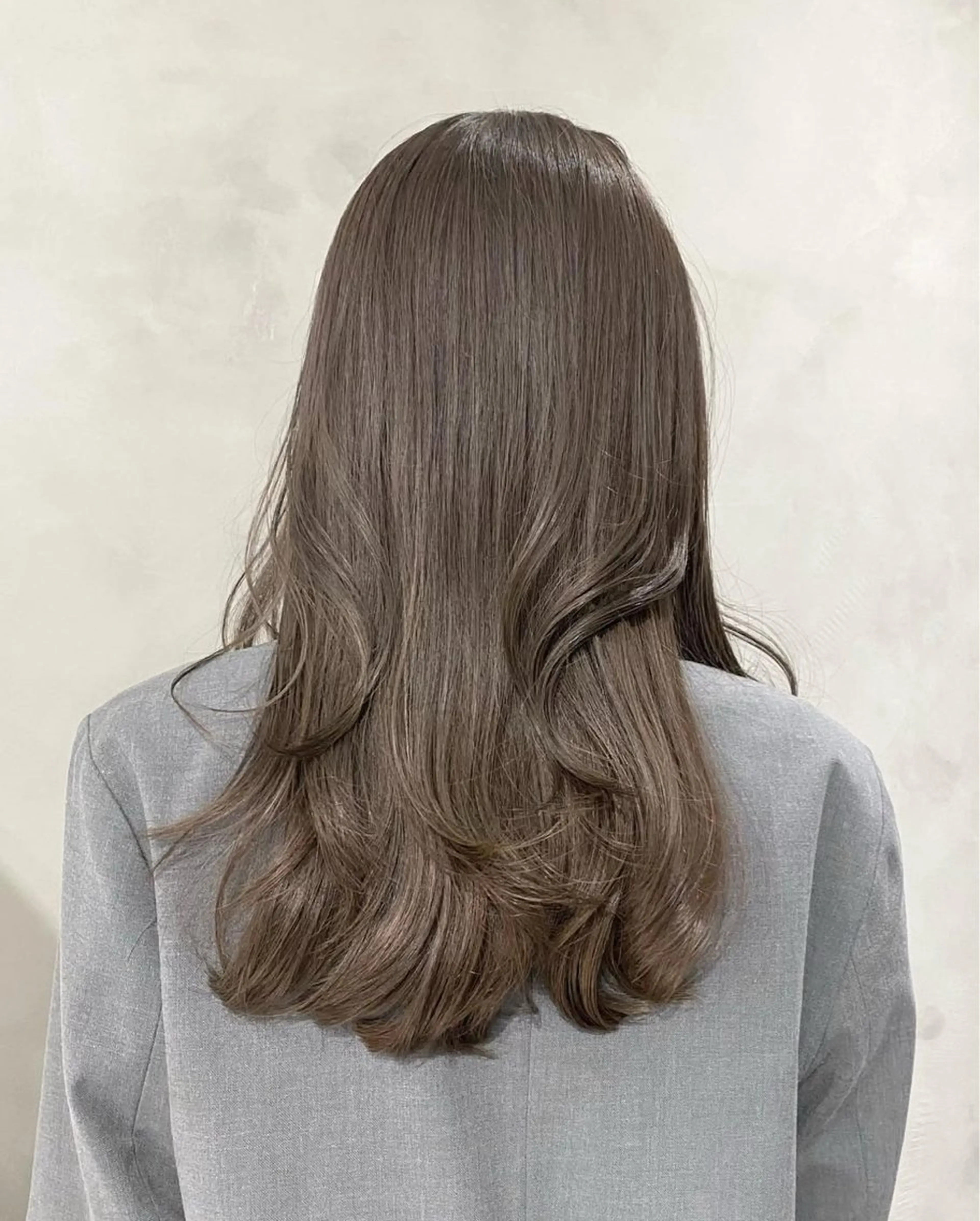 ロング カラー ヘアカラー 【Mimosa】 Irohaのヘアスタイル