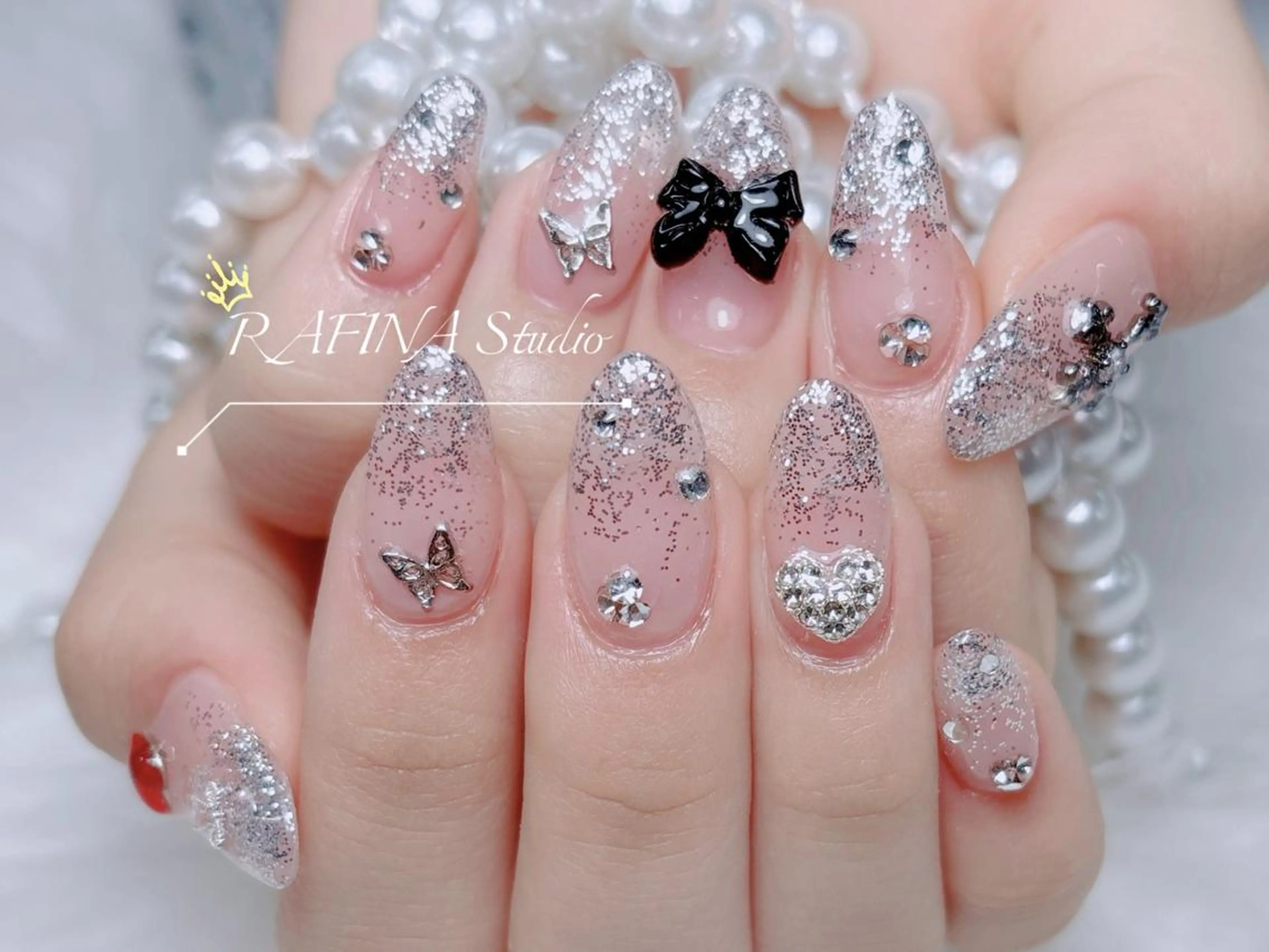 ネイル 桃香 Minaのネイルデザイン