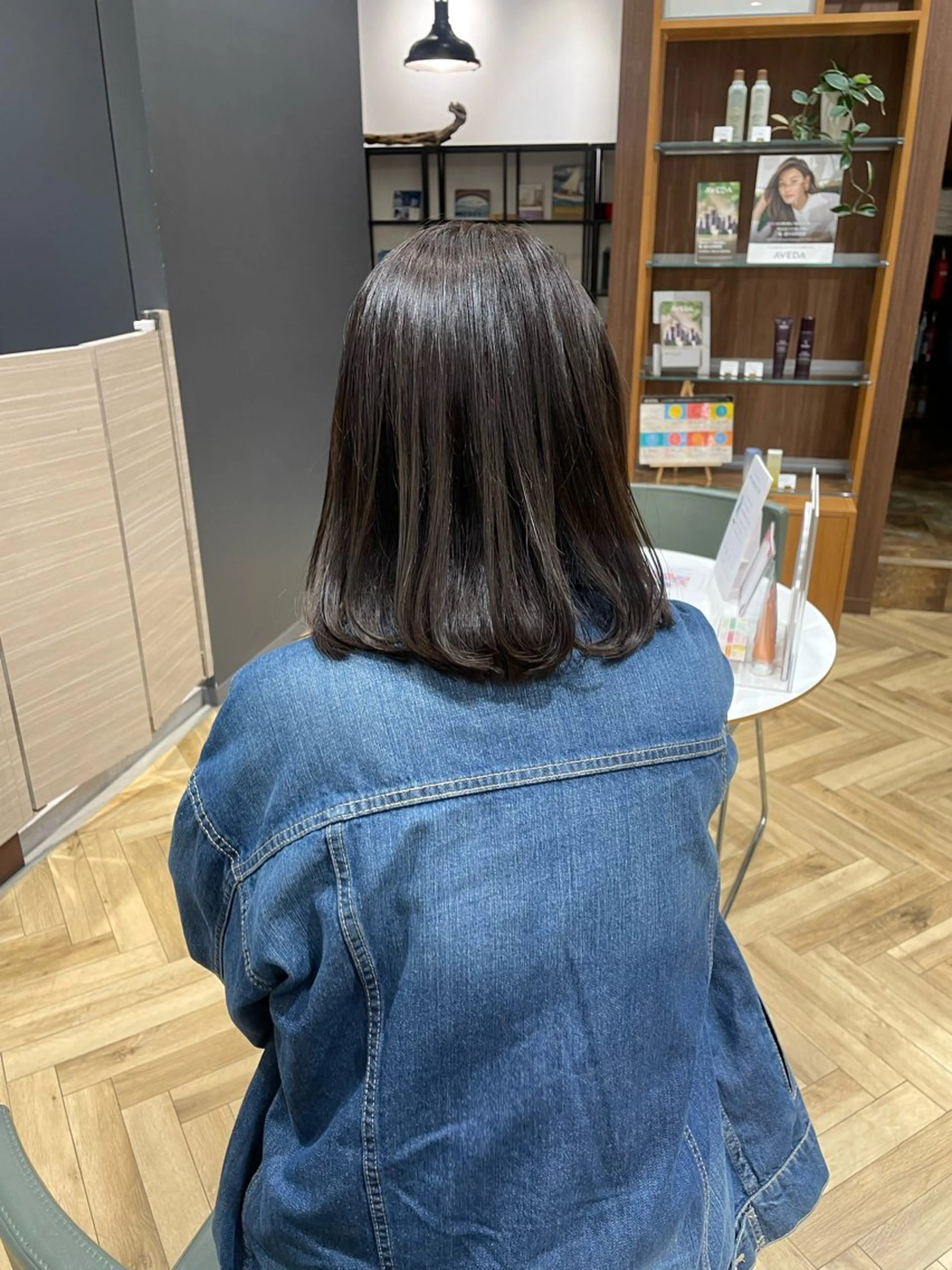 セミロング キルンサンピアン所属・ナチュラルカラー 児玉優香のヘアスタイル