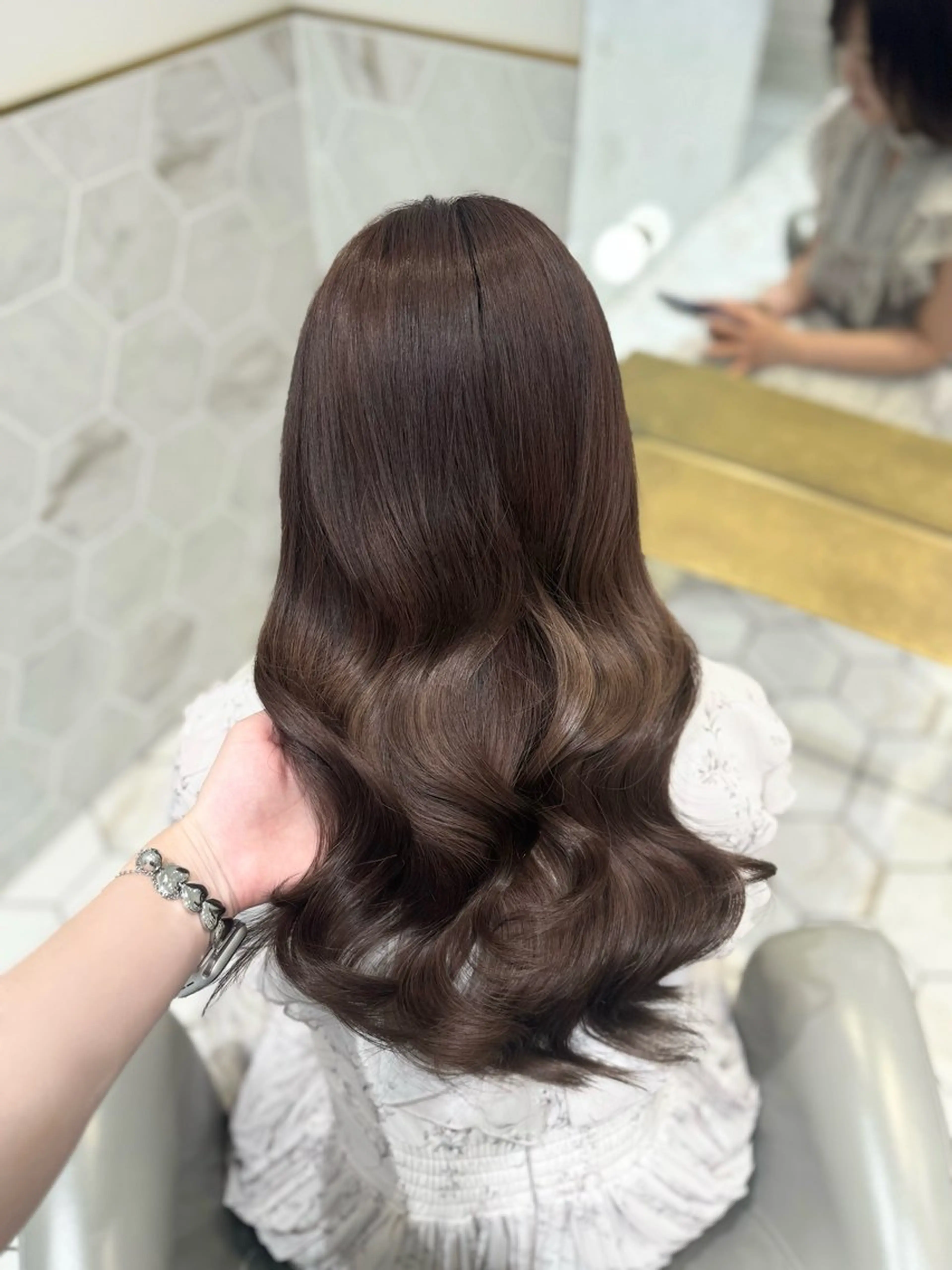 ロング カラー ヘアカラー costes 今井芽依のヘアスタイル