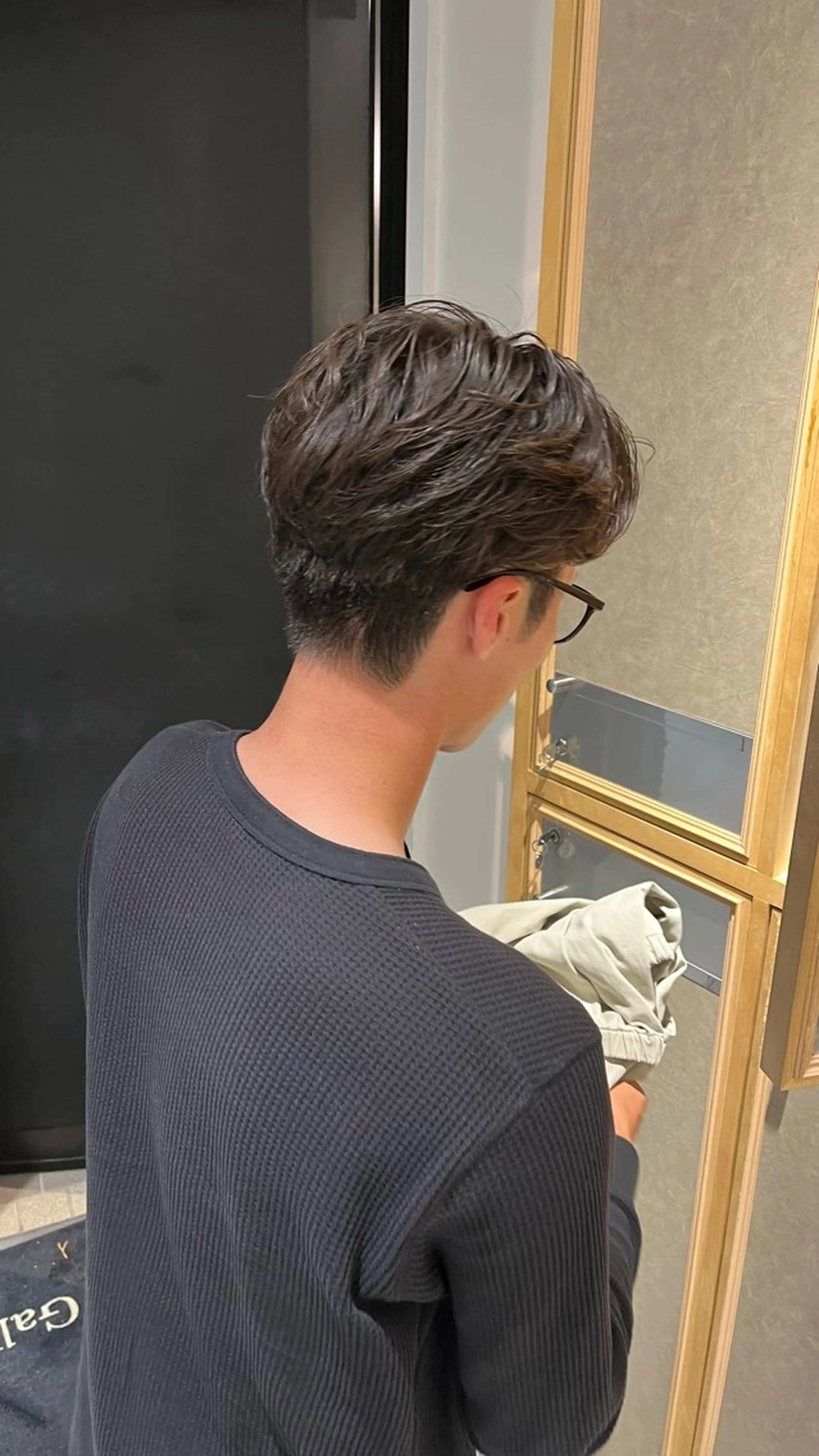 メンズ るり 暗髪・艶カラーのヘアスタイル