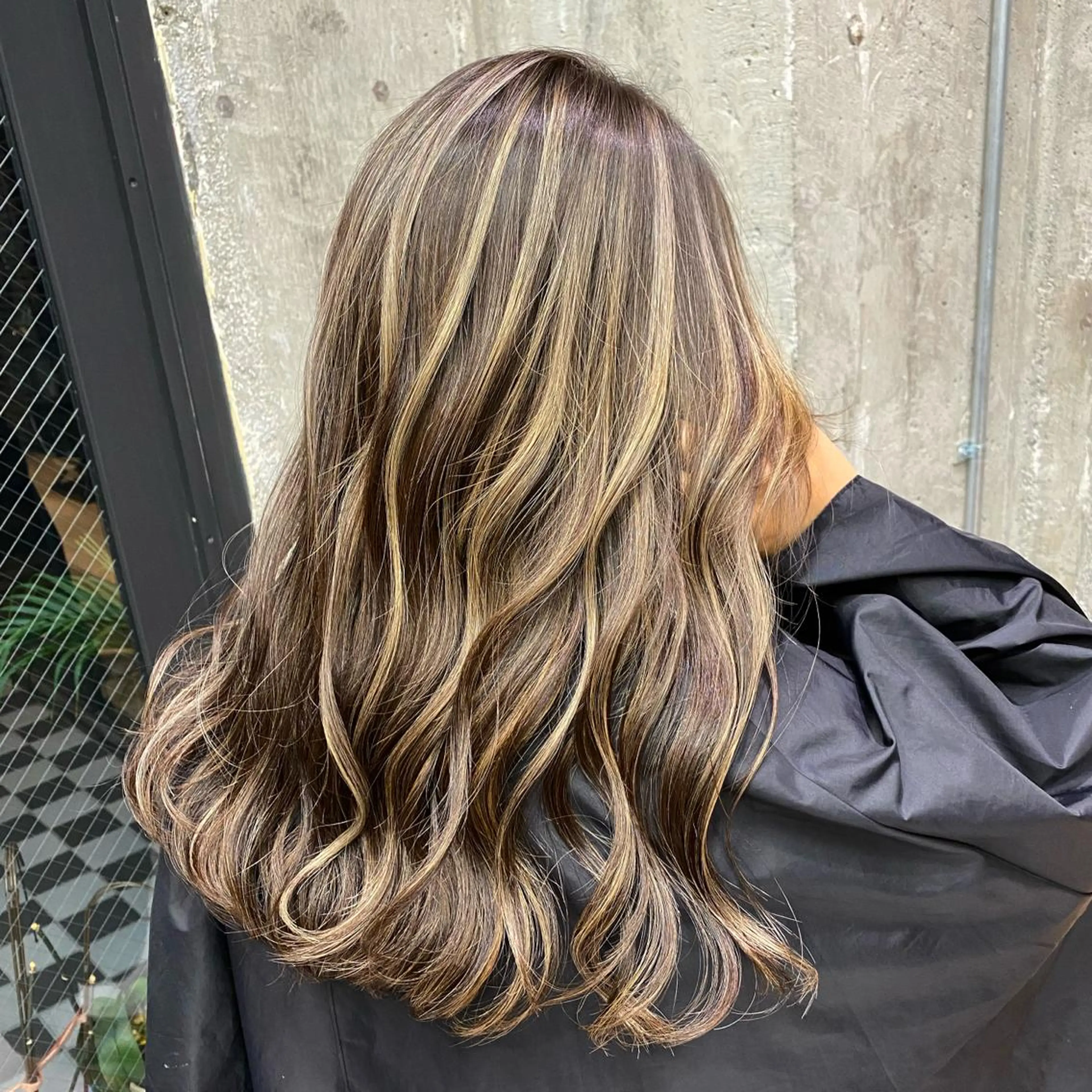 ロング カラー バレイヤージュ デザインカラー ハイライトカラー ハイライト レイヤーカット カット ヘアカラー 🌈透明感カラー ✨松田龍也🌈のヘアスタイル